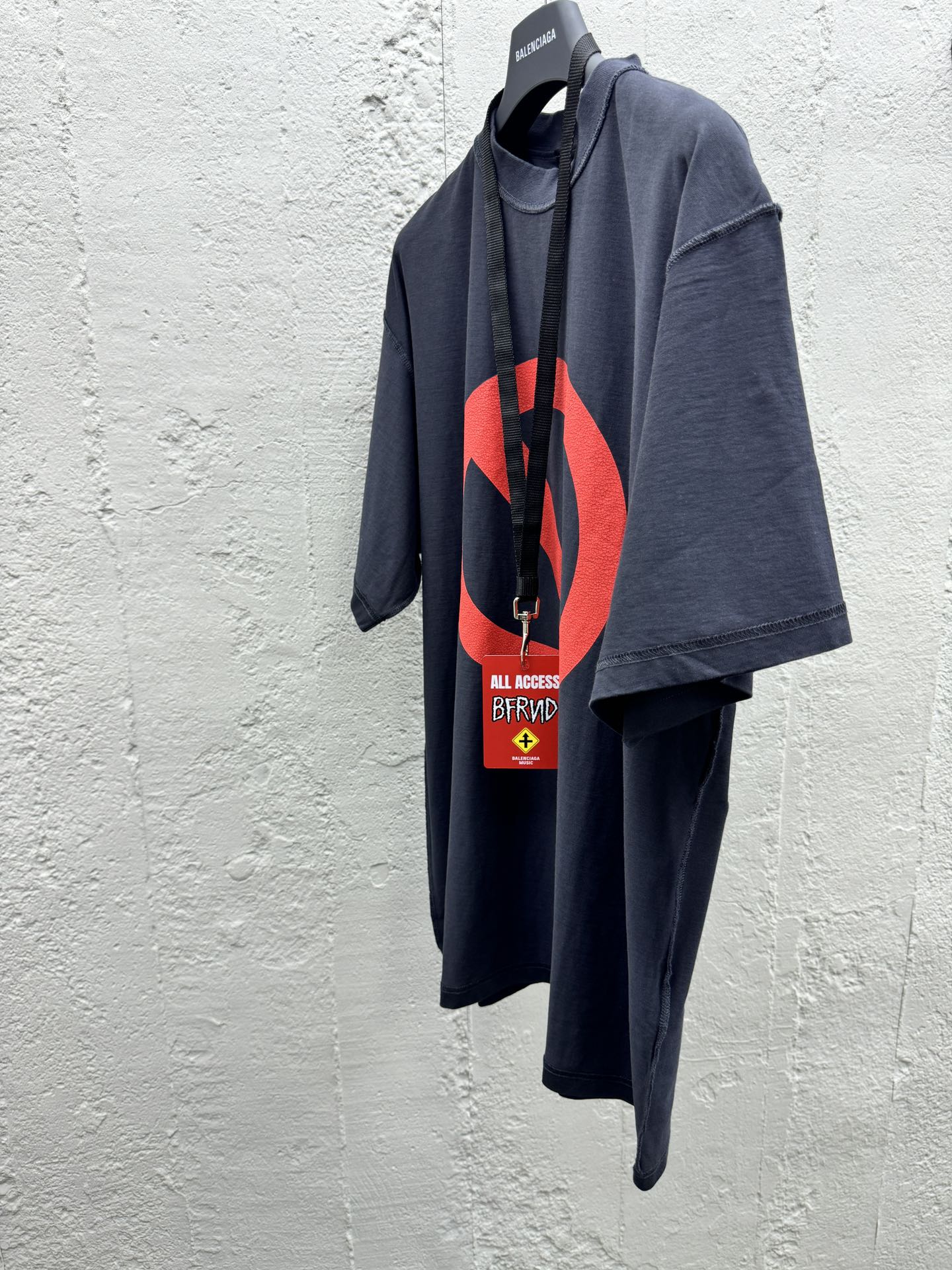 Balenciaga T-shirt 8