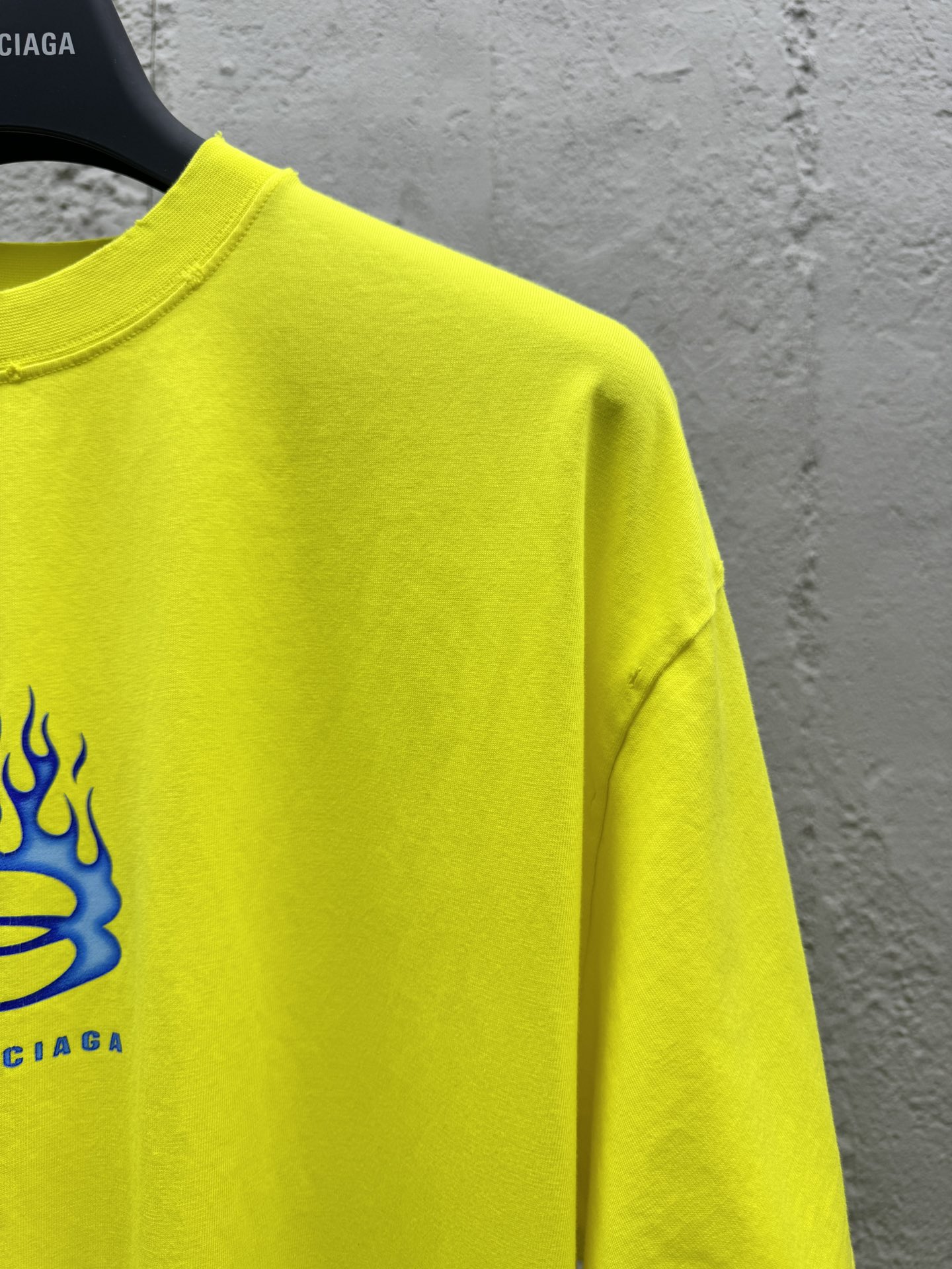 Balenciaga 24SS Burning Unity Print Crewneck Short-Sleeve T-Shirt - Clothes 5