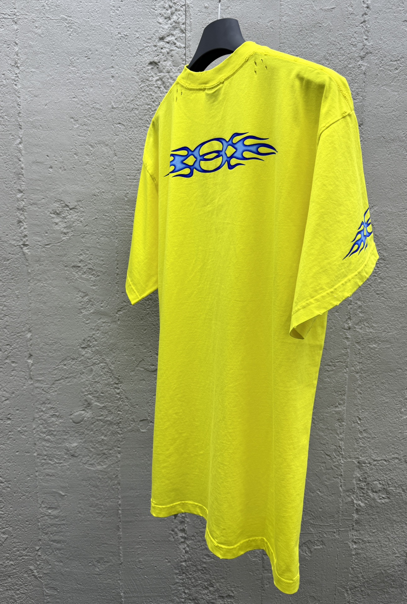 Balenciaga 24SS Burning Unity Print Crewneck Short-Sleeve T-Shirt - Clothes 9