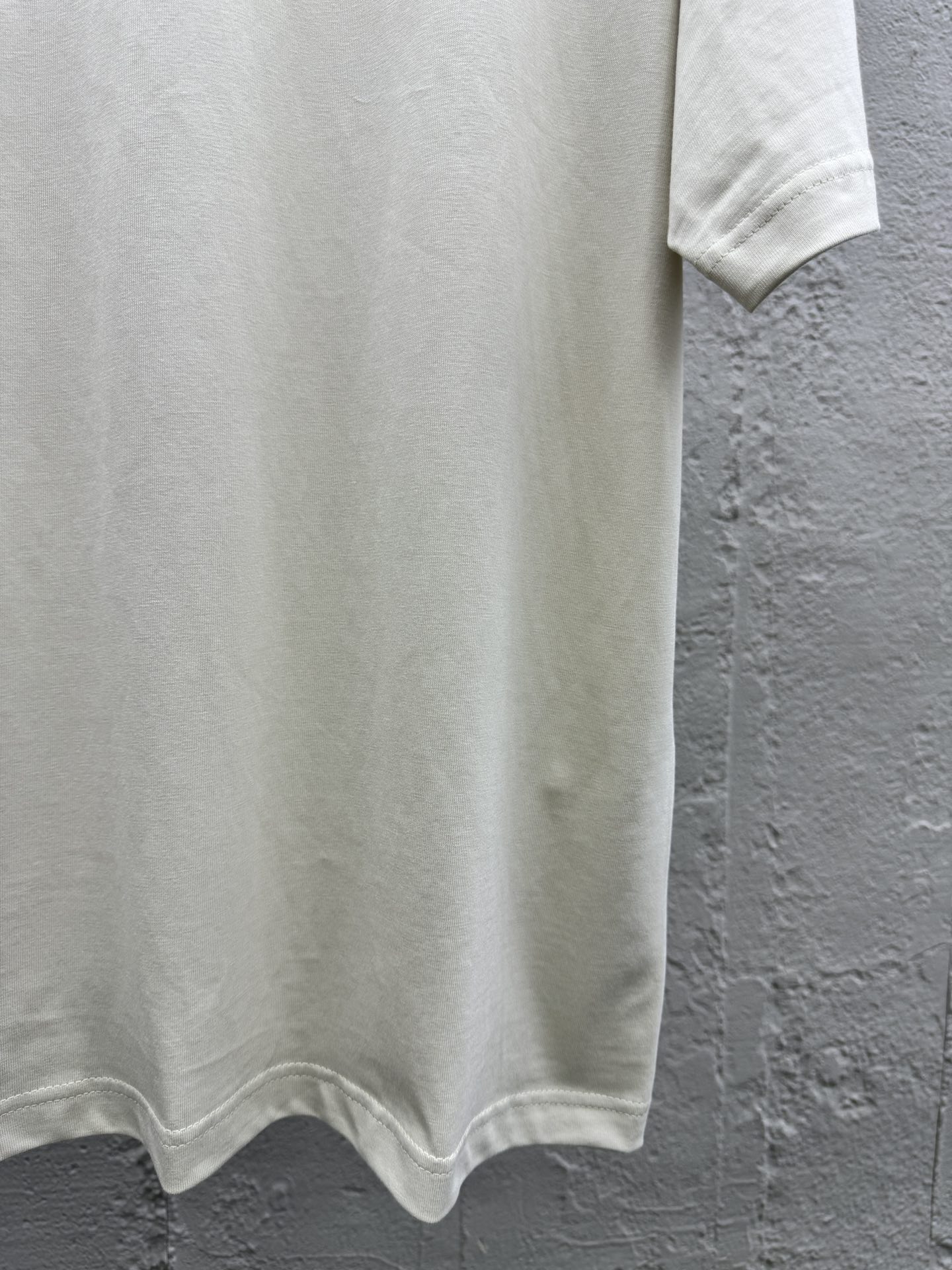 Balenciaga 反光烫银字母短袖 7