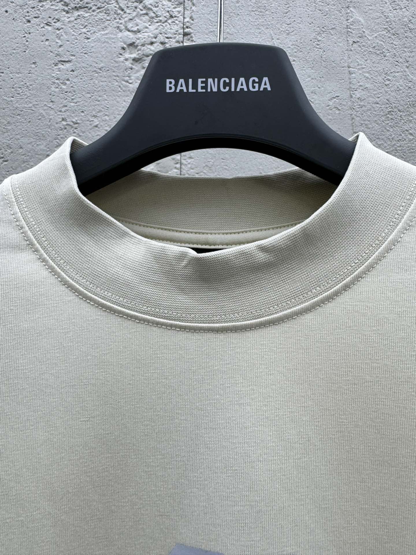 Balenciaga 反光烫银字母短袖 3