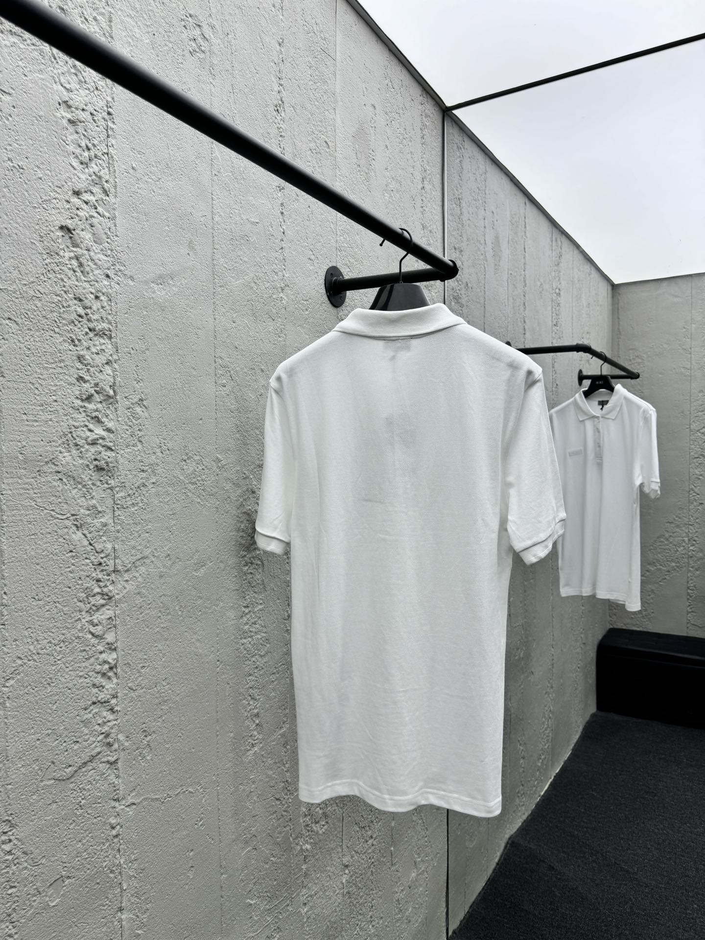 DIOR 胸前小标刺绣Polo衫 2