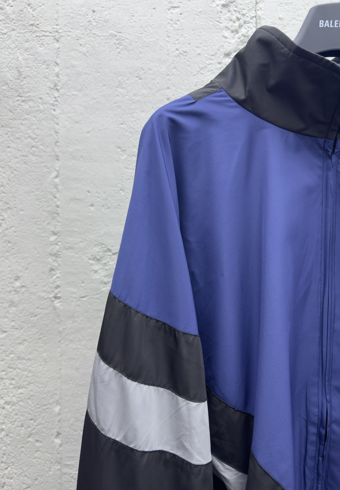 Balenciaga 24SS 撞色拼接夹克冲锋衣外套 4