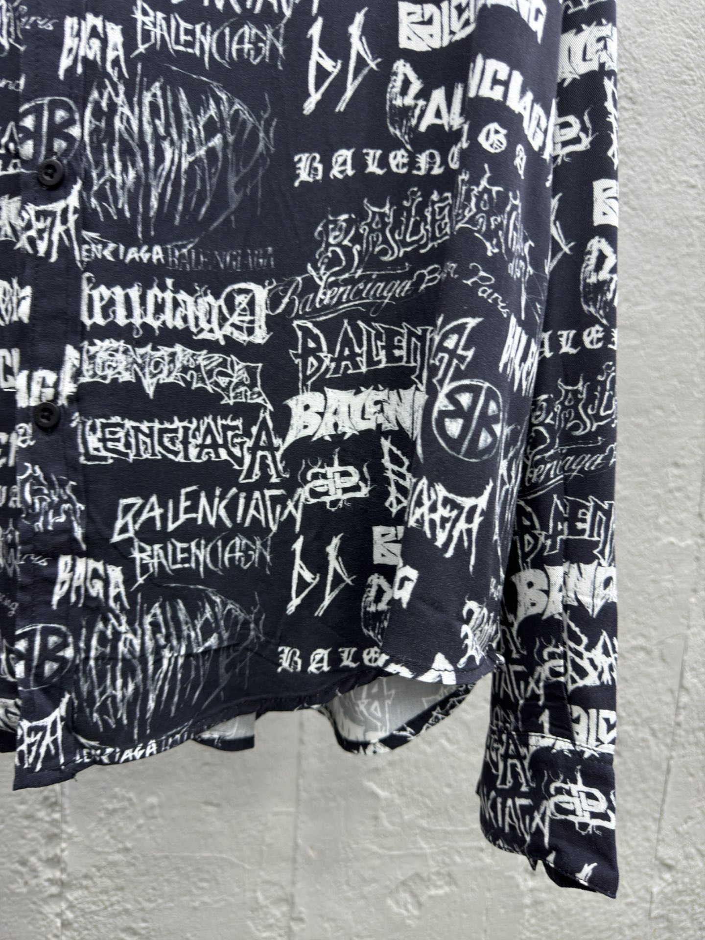 Balenciaga 龙年限定满印logo衬衫 7
