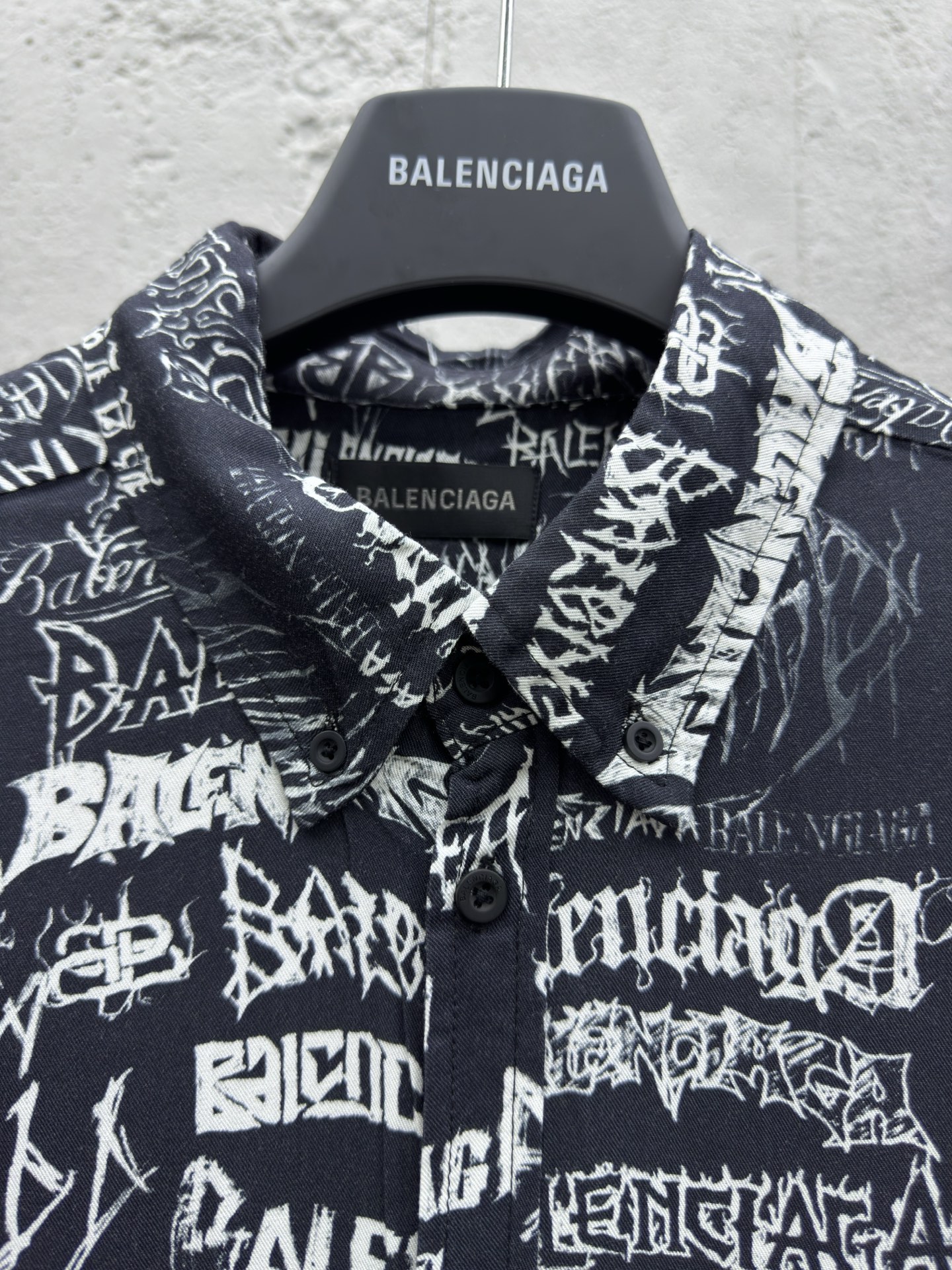 Balenciaga 龙年限定满印logo衬衫 3