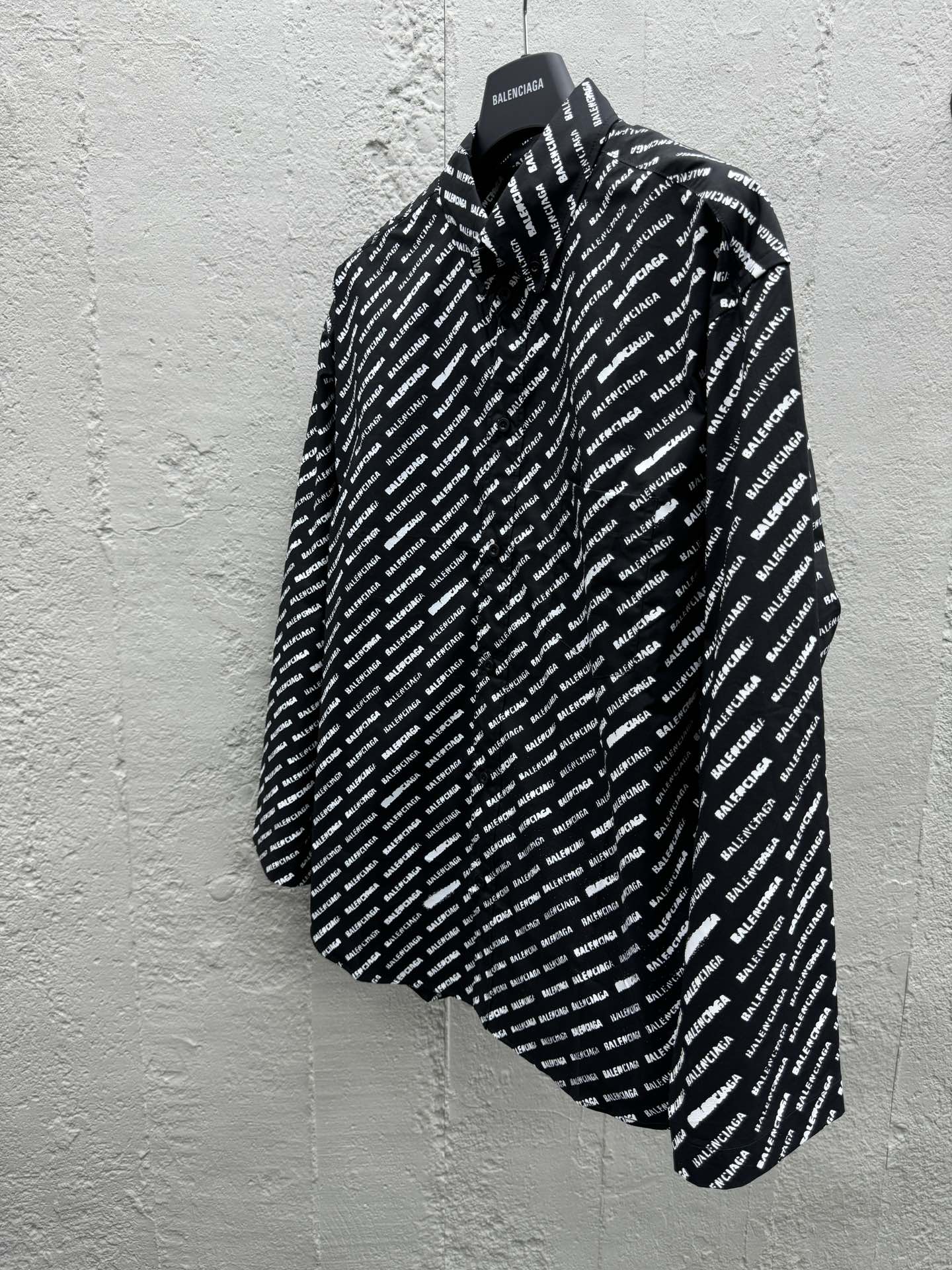 Balenciaga 满印翻领衬衫 8