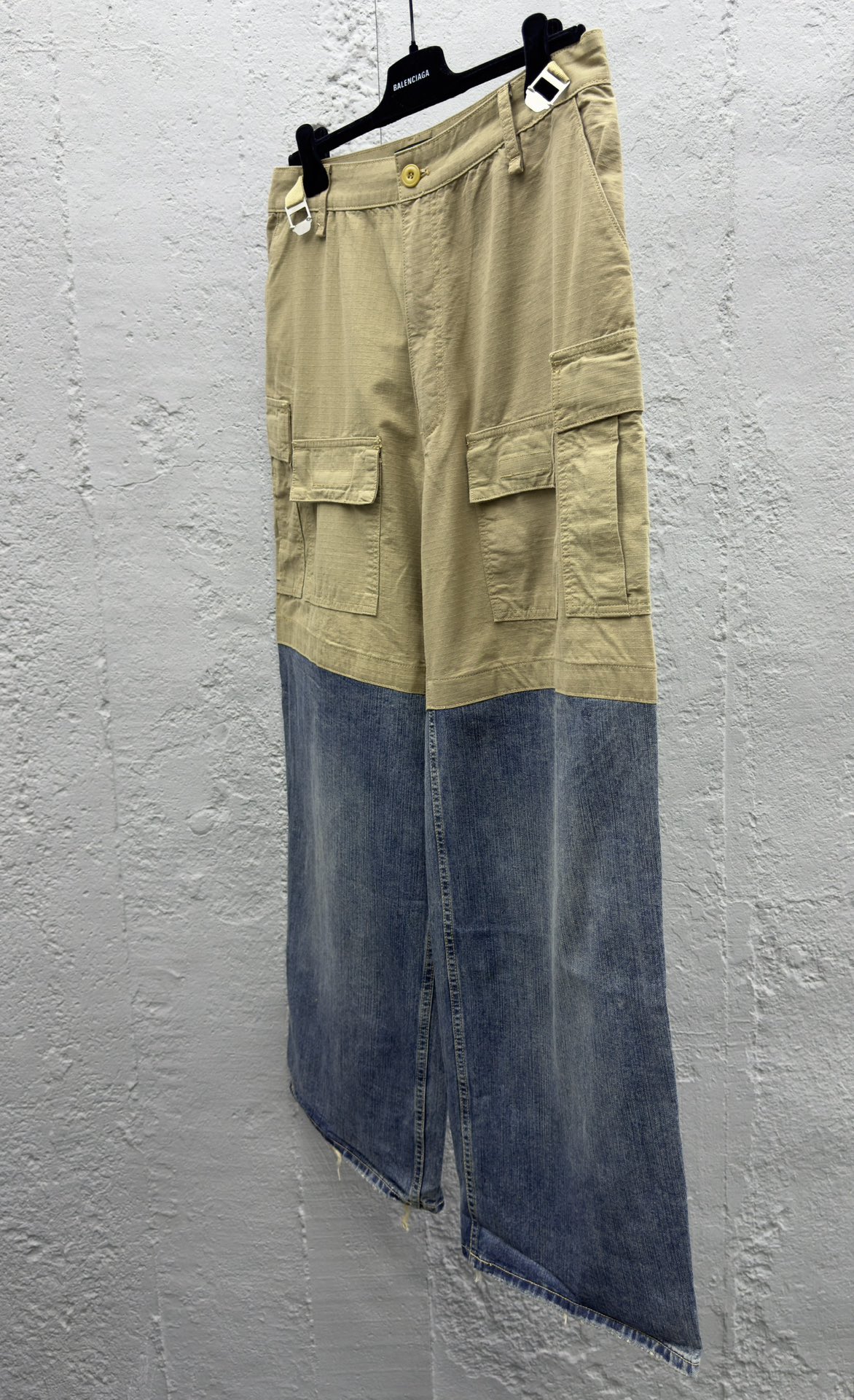 Balenciaga 上下拼接工装裤 8