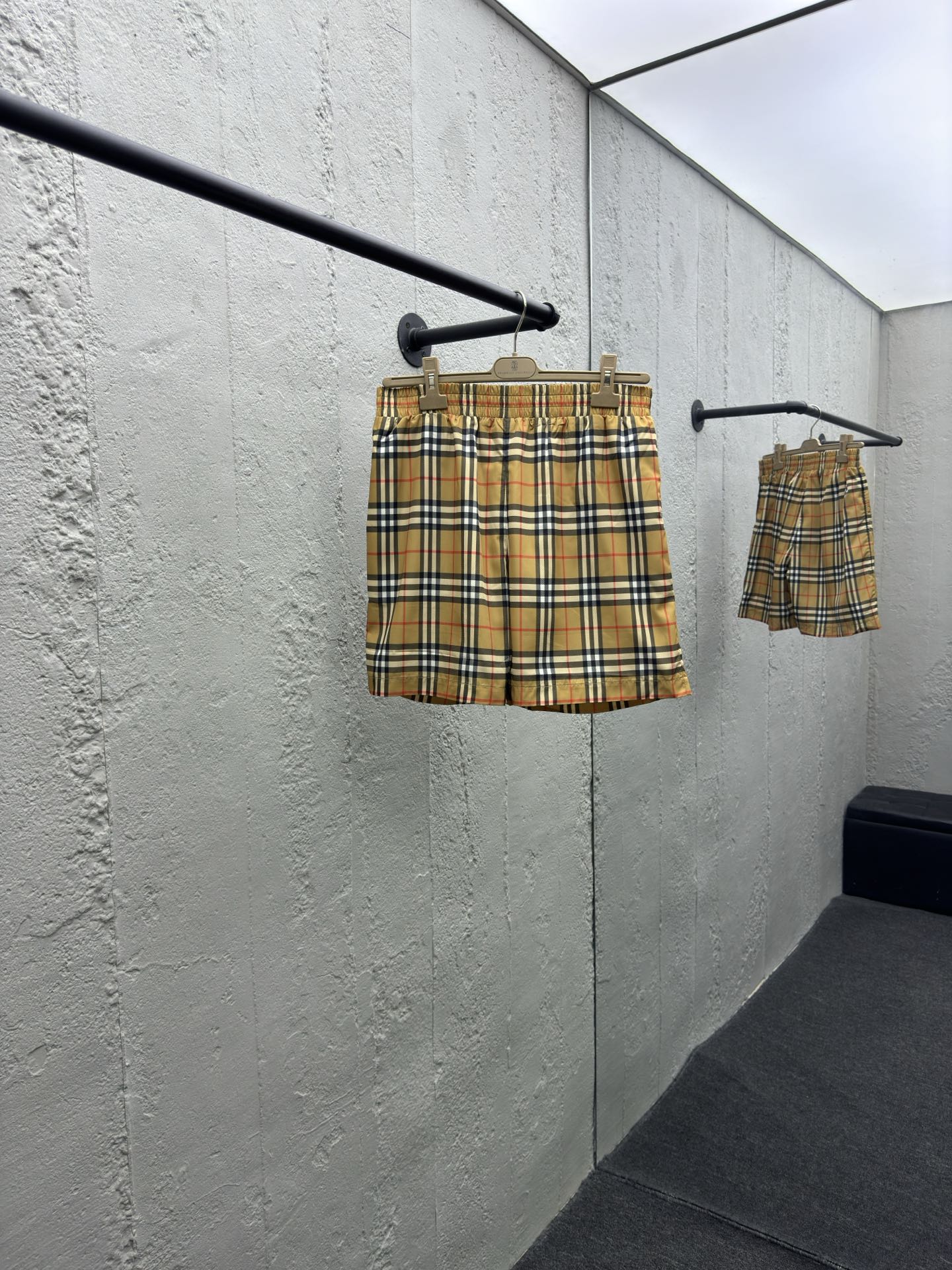 Burberry Haute Couture Luxury Atelier Designer Belt Tie Accessories