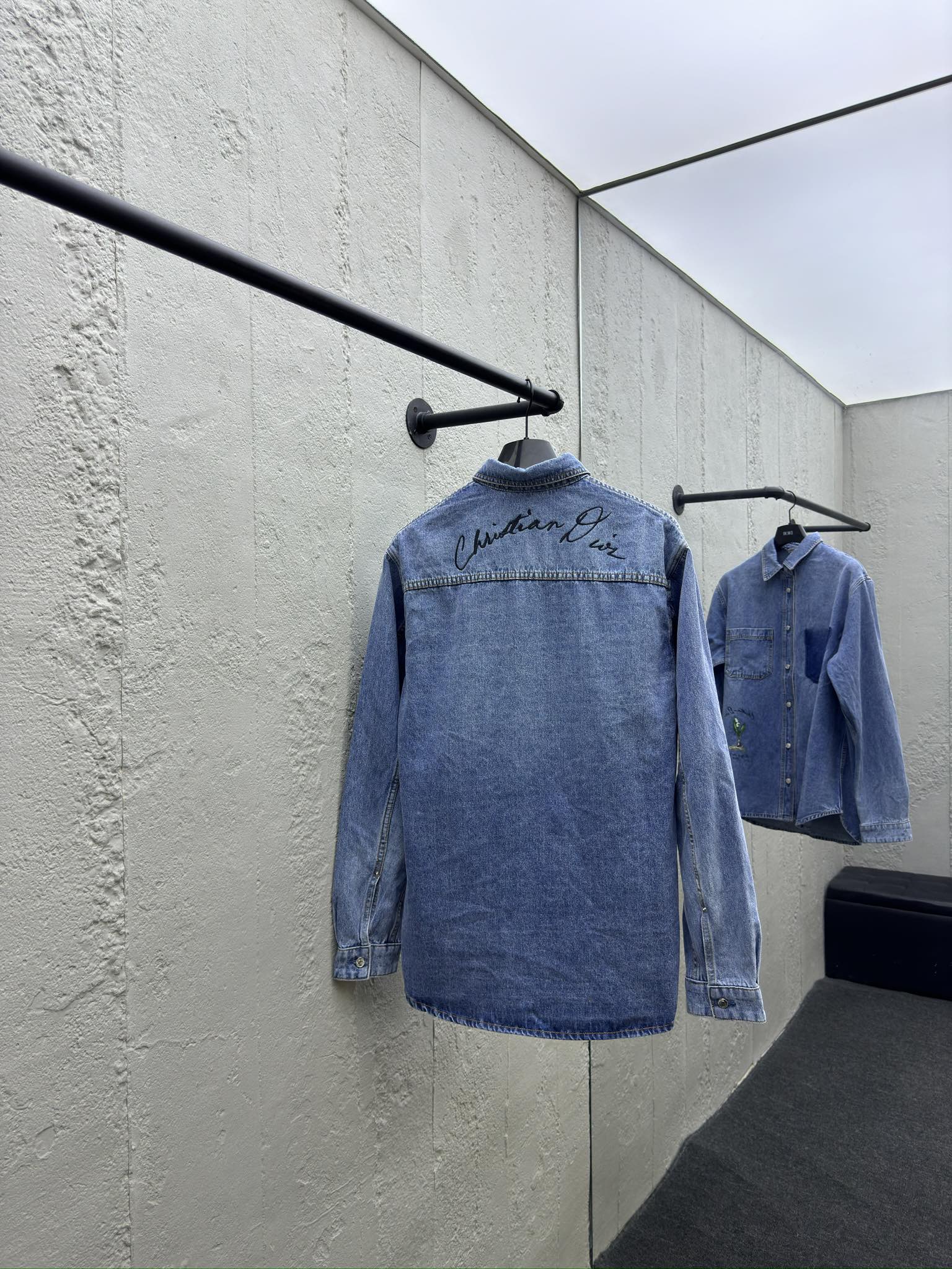 DIOR 花朵签名牛仔外套 2