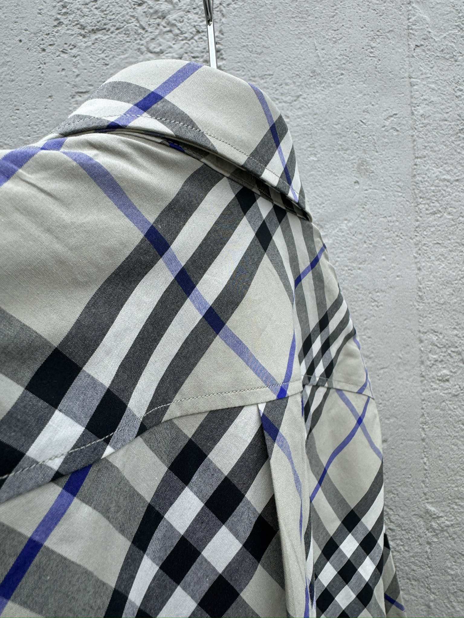 博柏利 Burberry 高级成衣风衣外套及大衣服饰 #533164C4 9