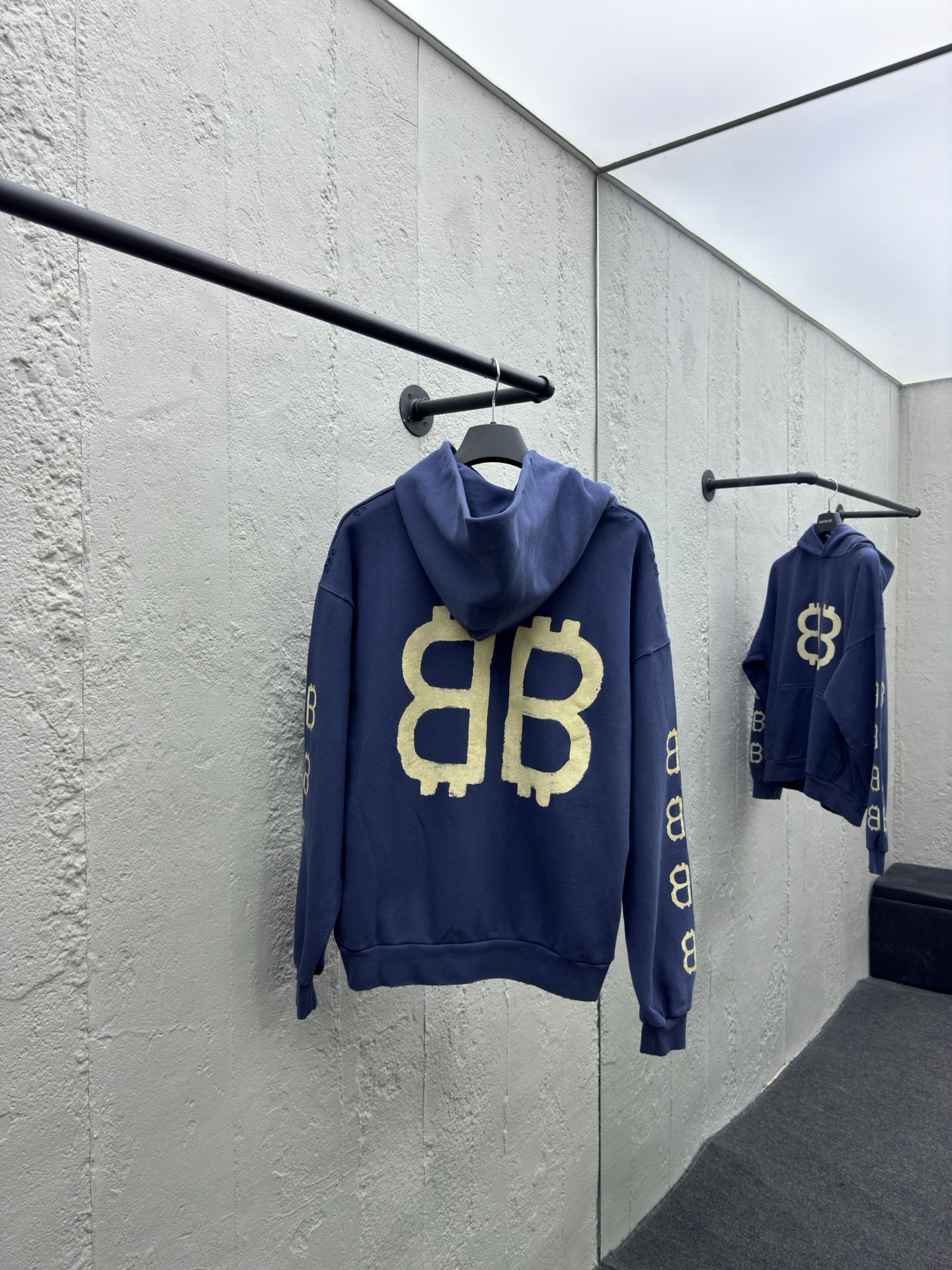 香奈儿 Chanel 高级成衣风衣外套及大衣服饰 #C43BC8FF 2