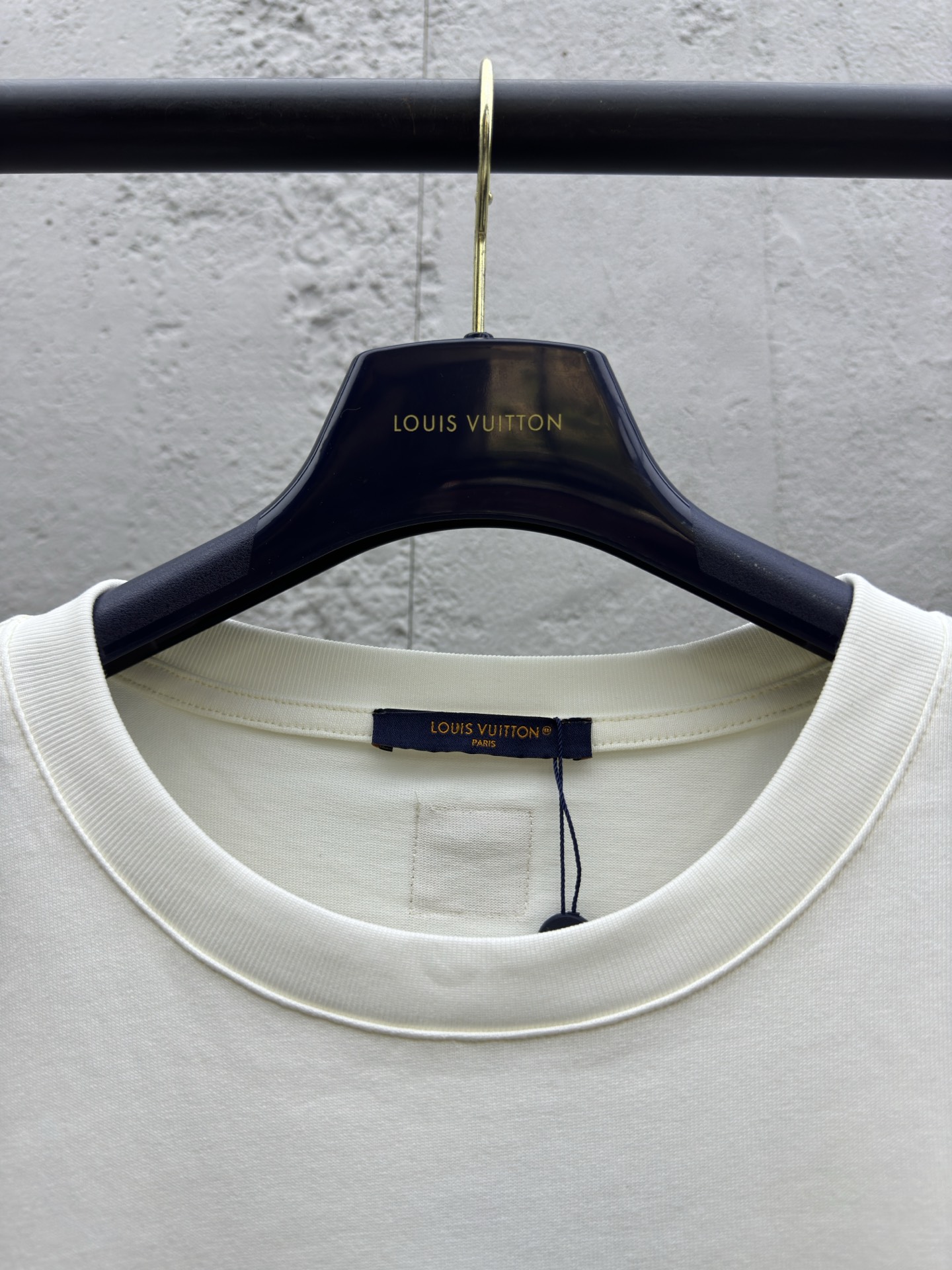 LOUIS VUITTON 珠片字母短袖T恤 3