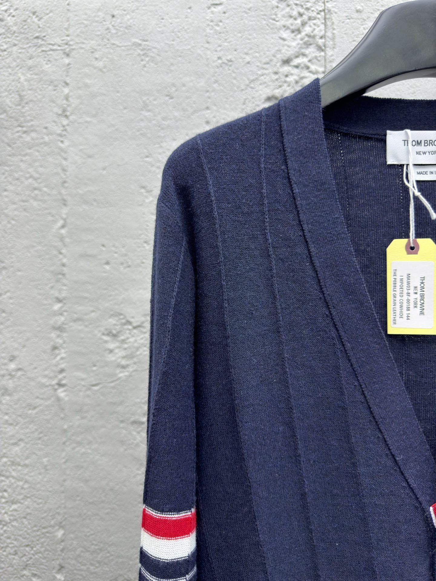THOM BROWNE 经典开衫 4