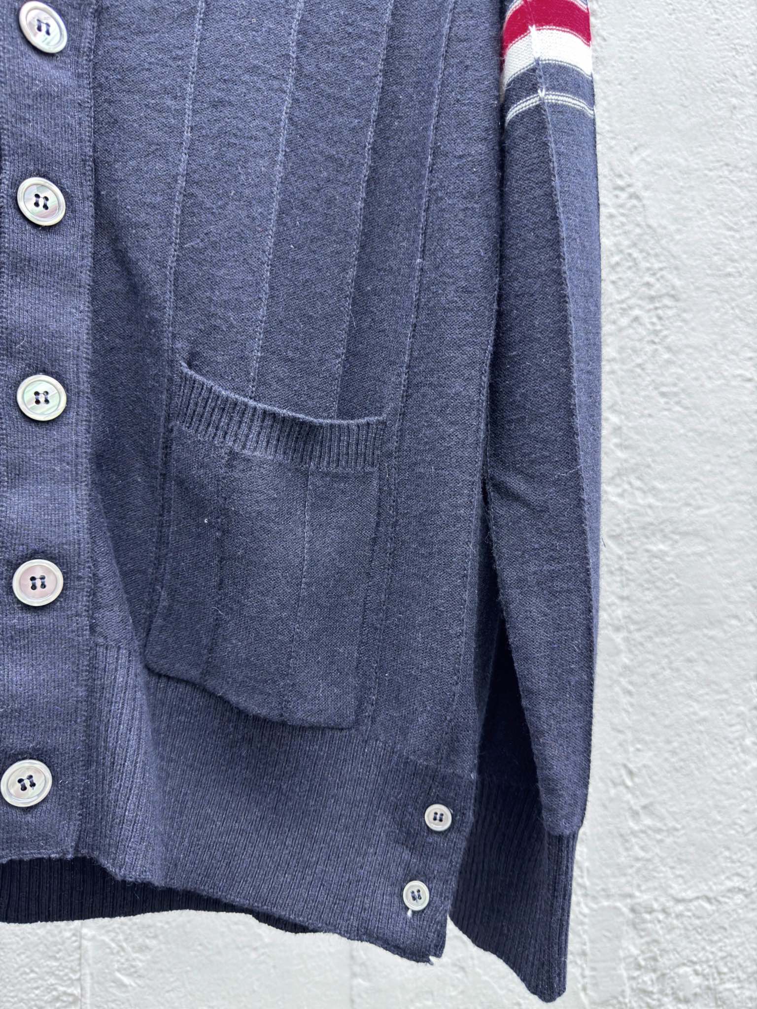 THOM BROWNE 经典开衫 7