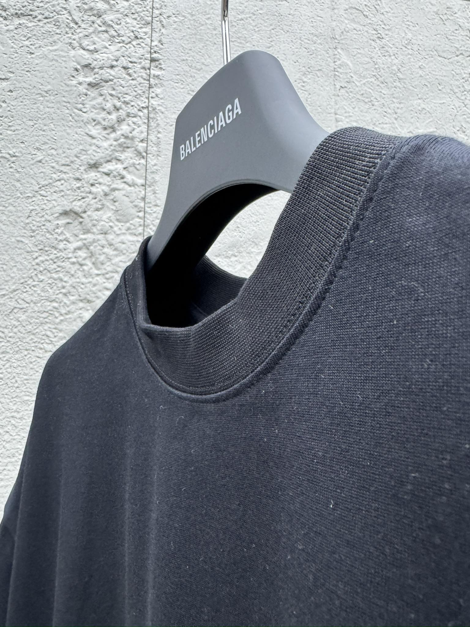 Balenciaga B T-shirt 8