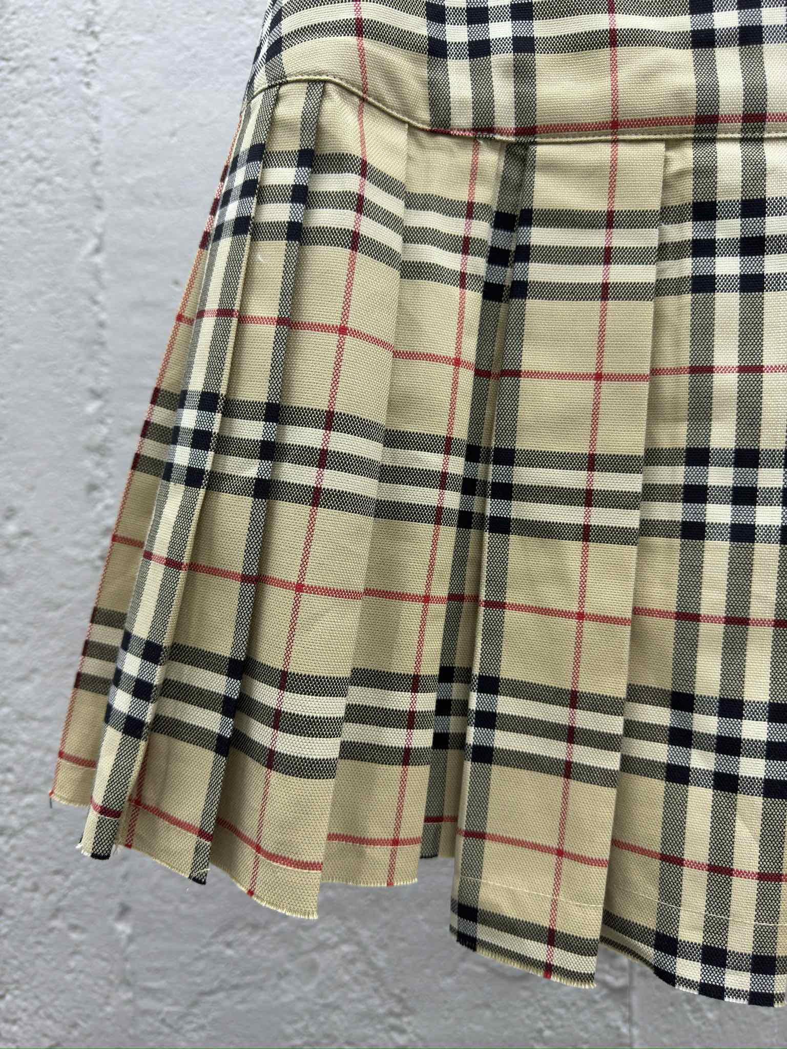 Burberry Haute Couture Haute Couture Ready-to-Wear Clothing Dress Jacket 6