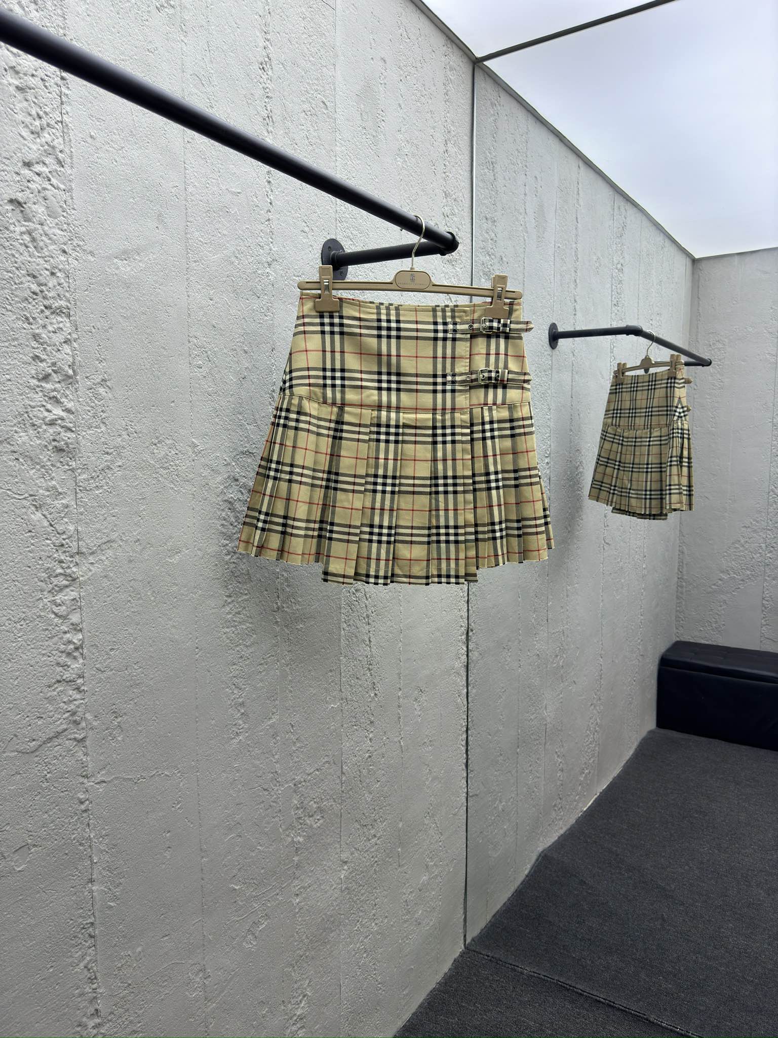 Burberry Haute Couture Haute Couture Ready-to-Wear Clothing Dress Jacket