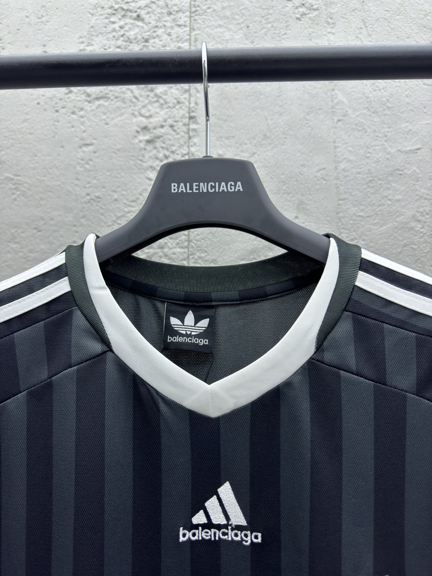 Balenciaga x Adidas Collaboration Short-Sleeve Football Jersey - Bag 3