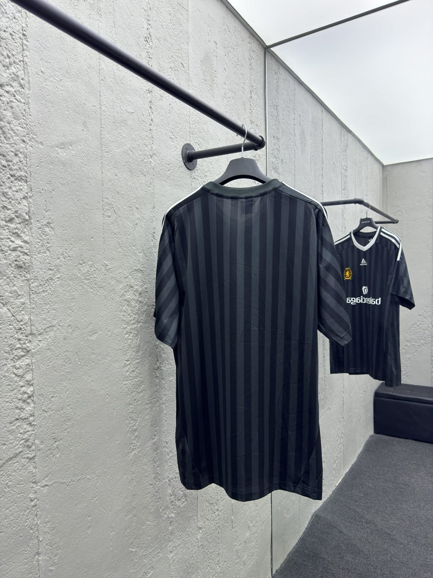 Balenciaga x Adidas Collaboration Short-Sleeve Football Jersey - Bag 2