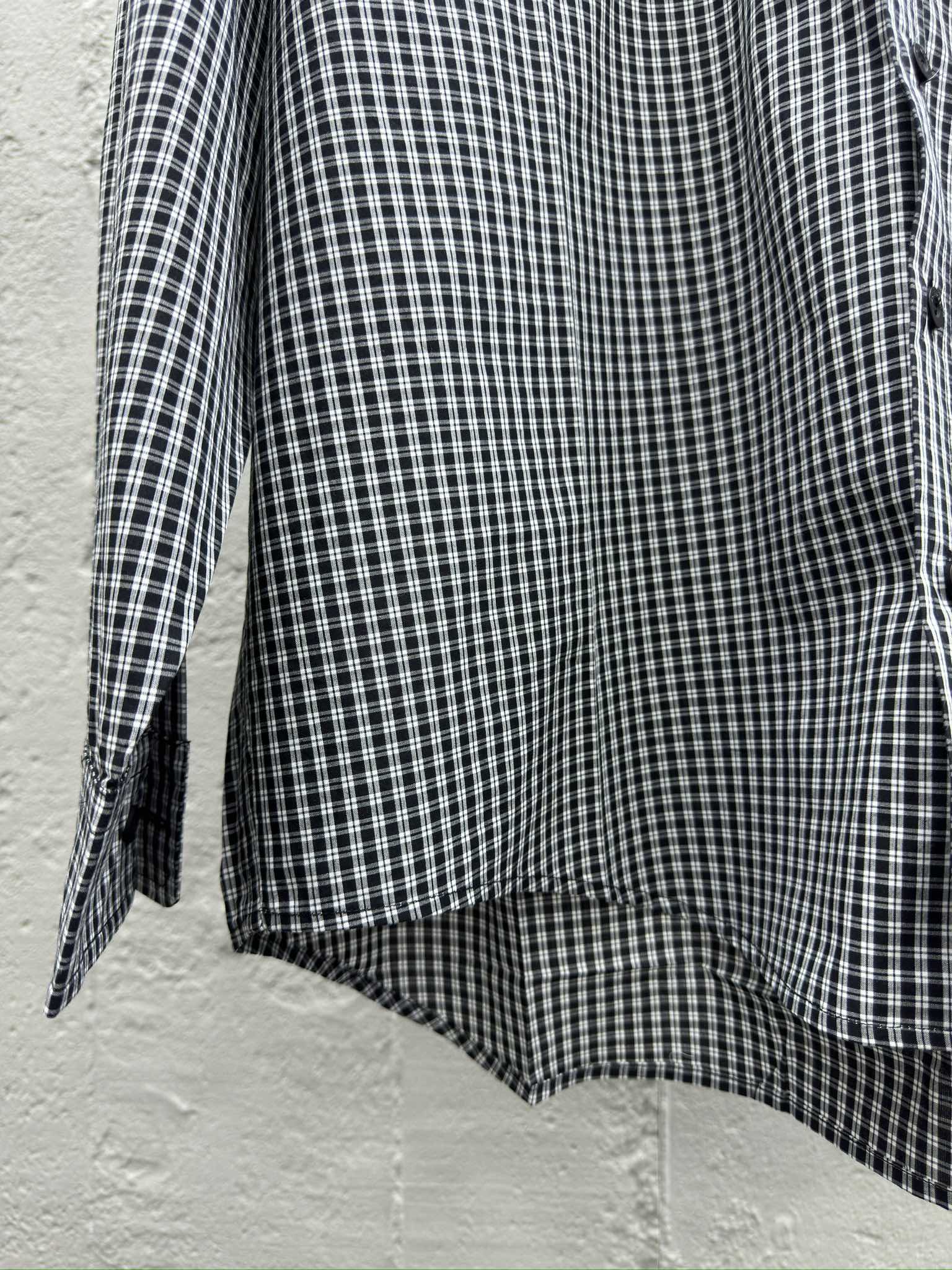 Balenciaga 背后字母印花格纹长袖衬衫 6