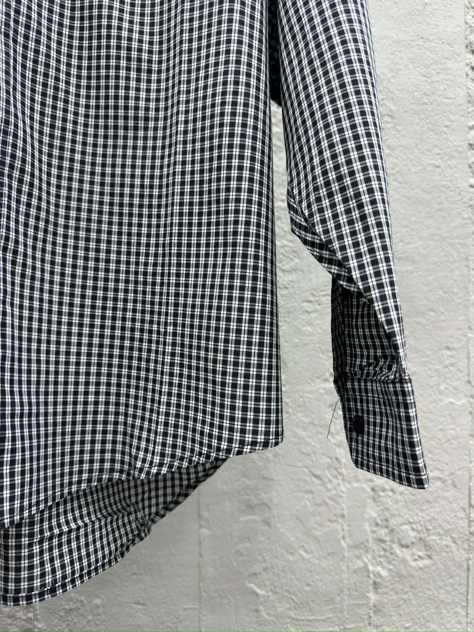 Balenciaga 背后字母印花格纹长袖衬衫 7