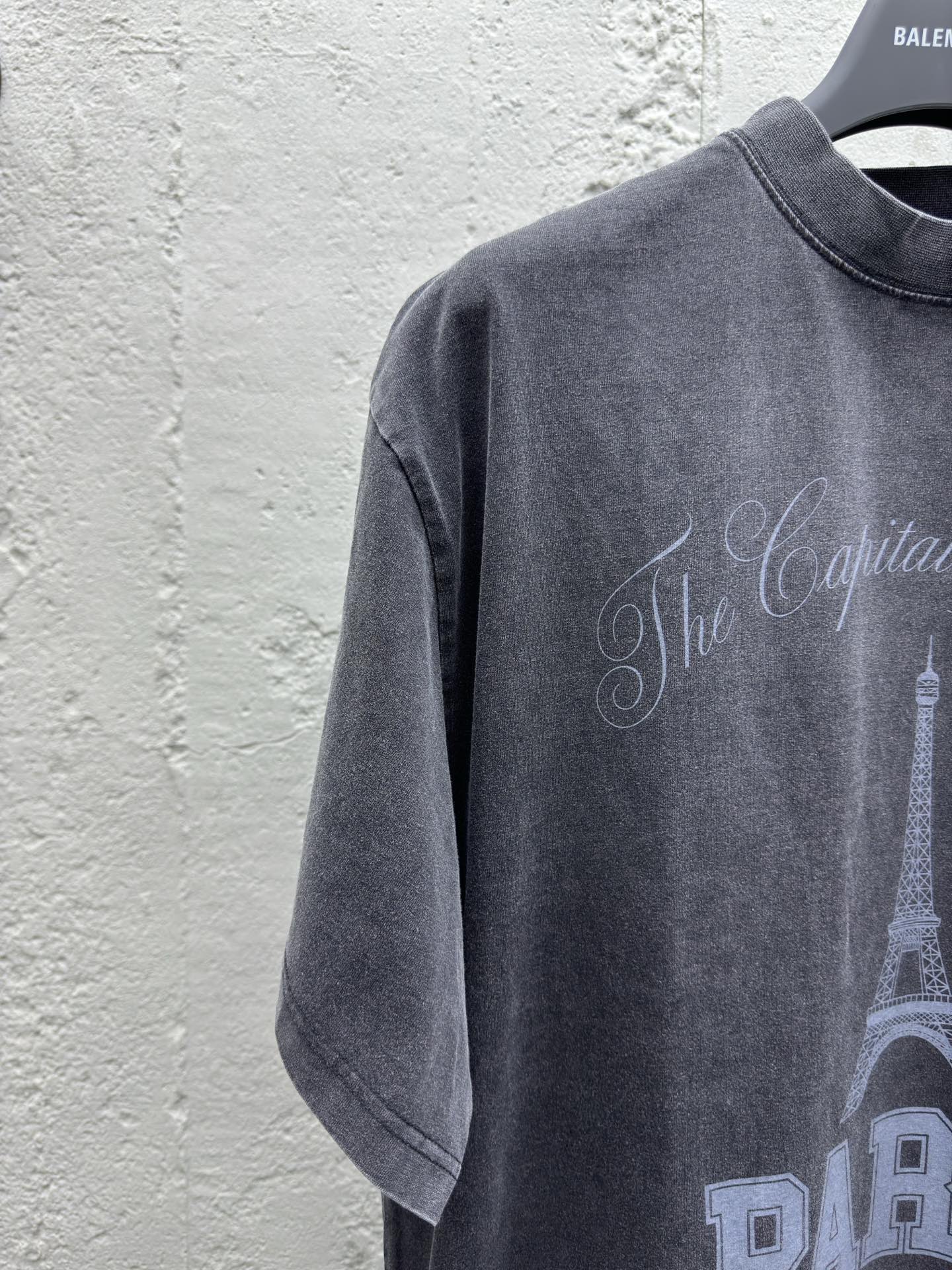 Balenciaga T-shirt 4