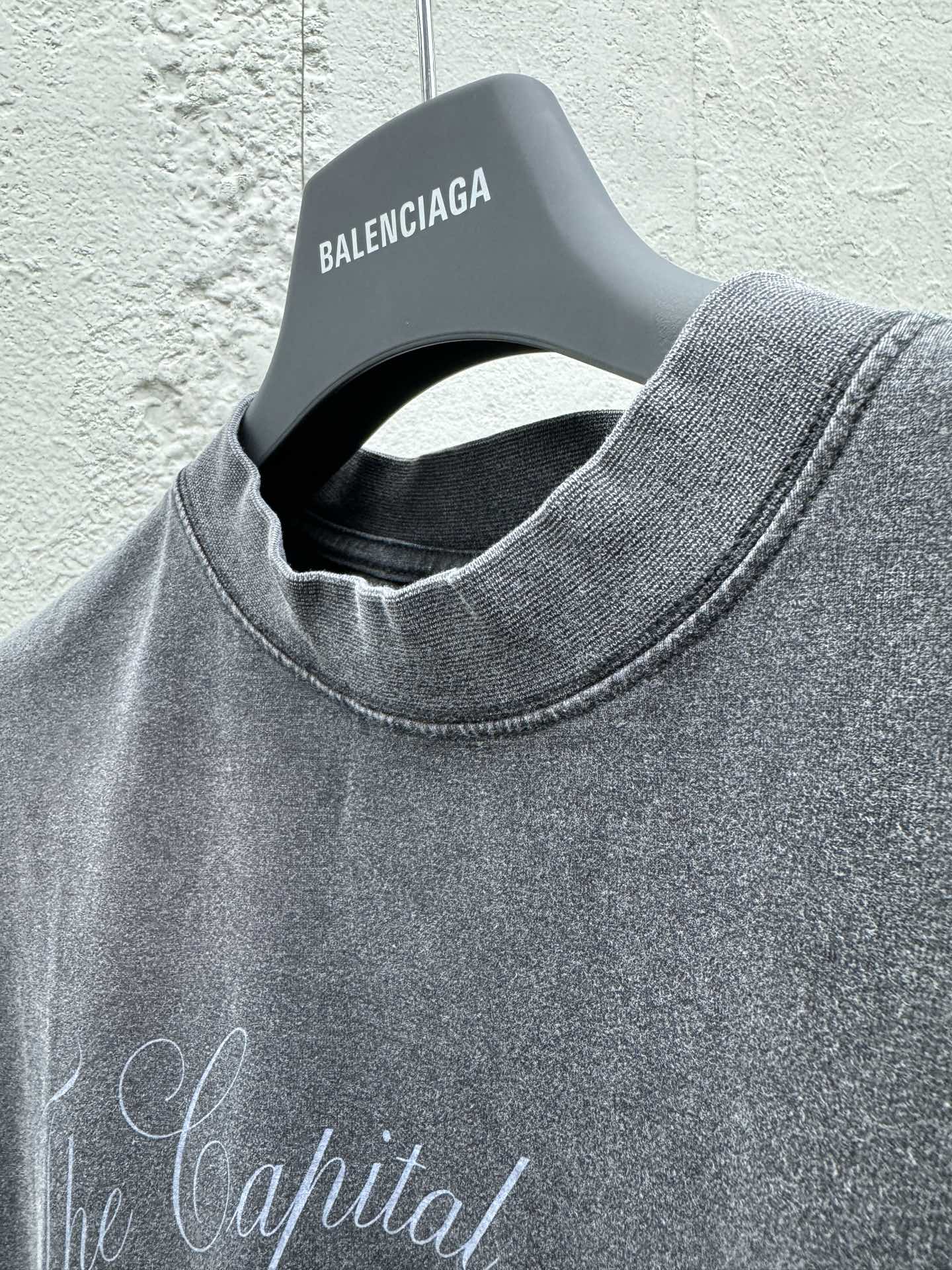 Balenciaga T-shirt 8