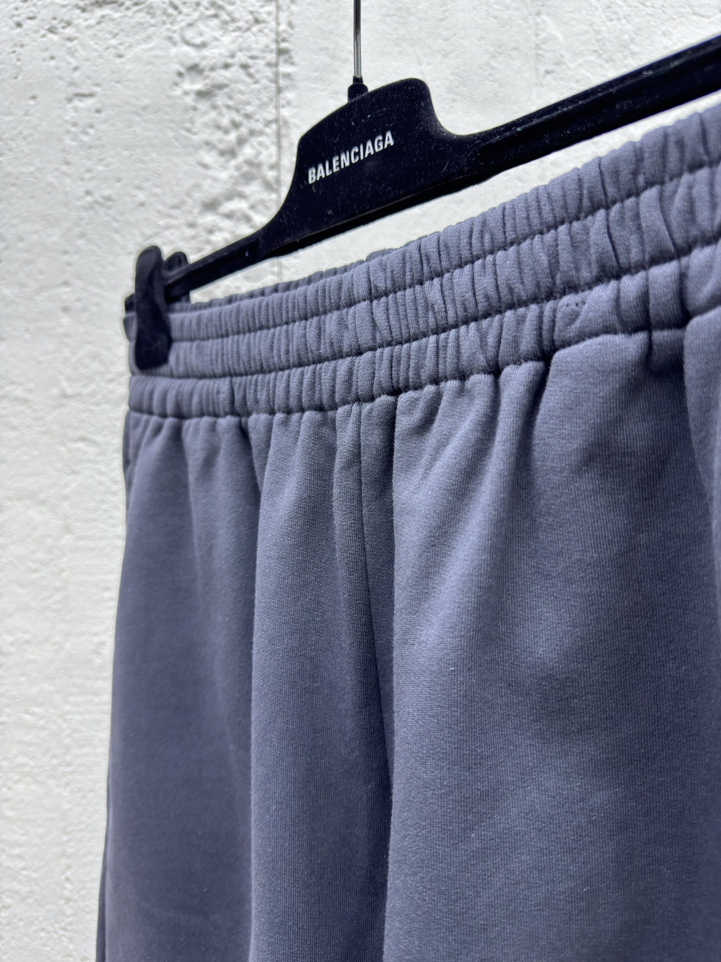 Balenciaga ✖️ Under Armour Collaboration Shorts - Clothes 8