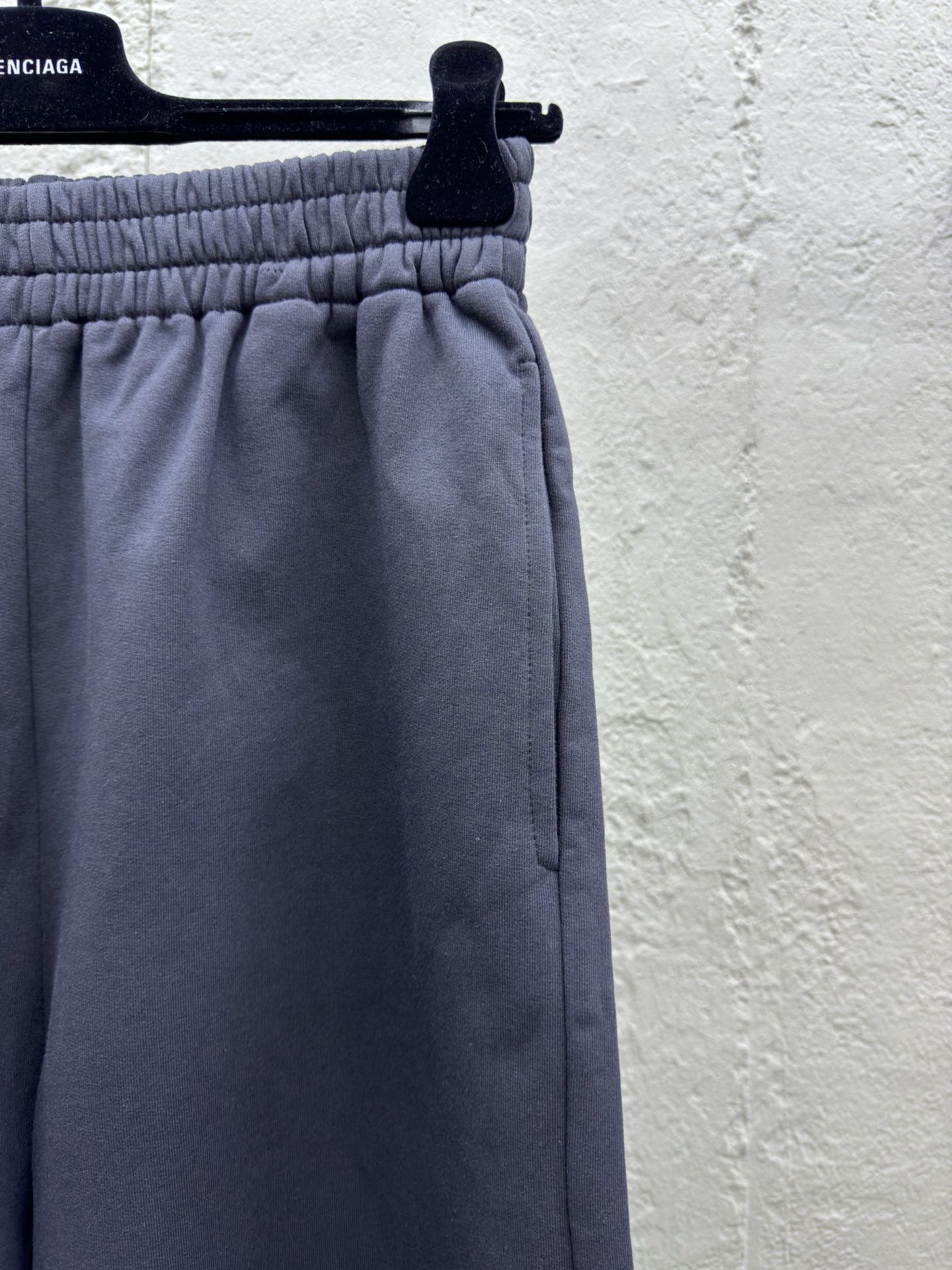 Balenciaga ✖️ Under Armour Collaboration Shorts - Clothes 5