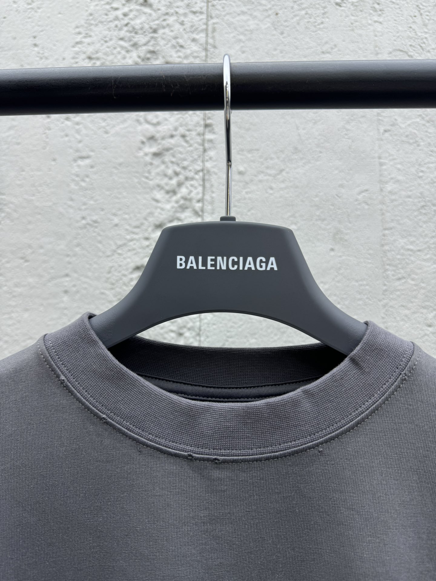 Balenciaga 可乐波浪印花T恤 3