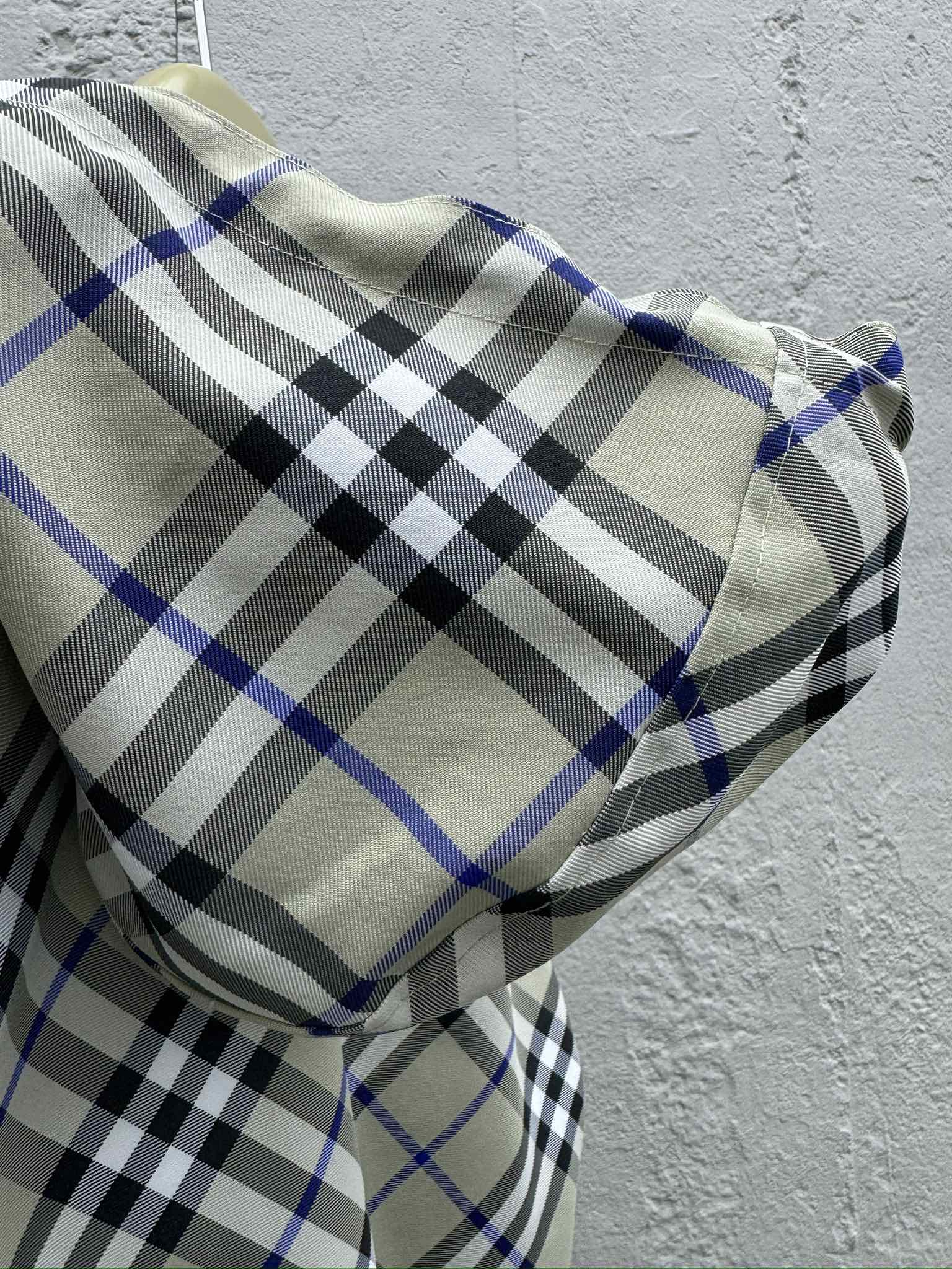 Burberry Haute Couture Haute Couture Ready-to-Wear Clothing Dress Jacket 9