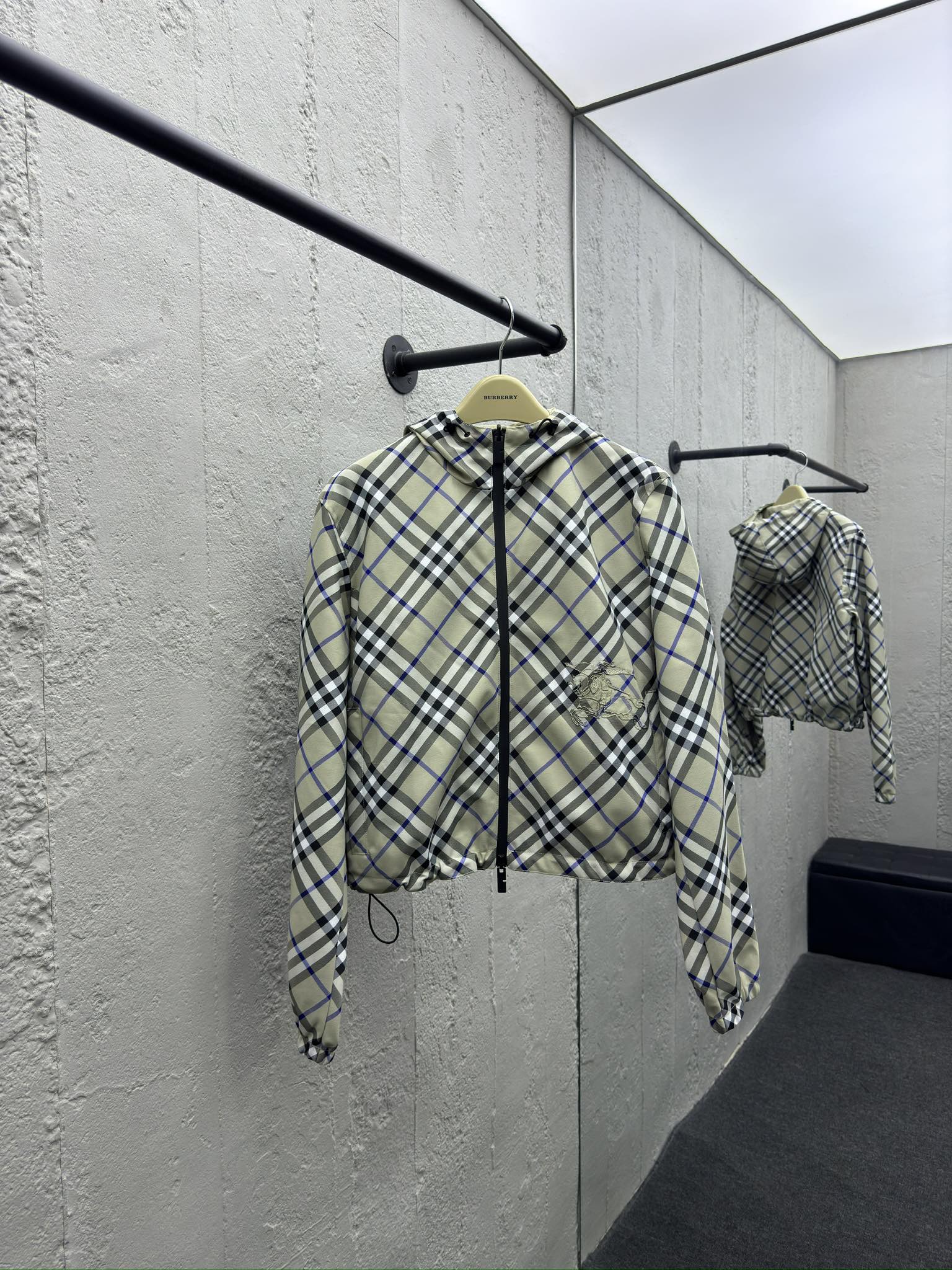 Burberry Haute Couture Haute Couture Ready-to-Wear Clothing Dress Jacket
