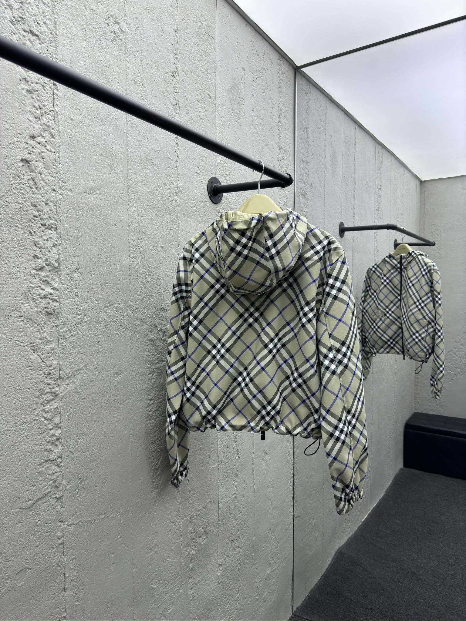 Burberry Haute Couture Haute Couture Ready-to-Wear Clothing Dress Jacket 2