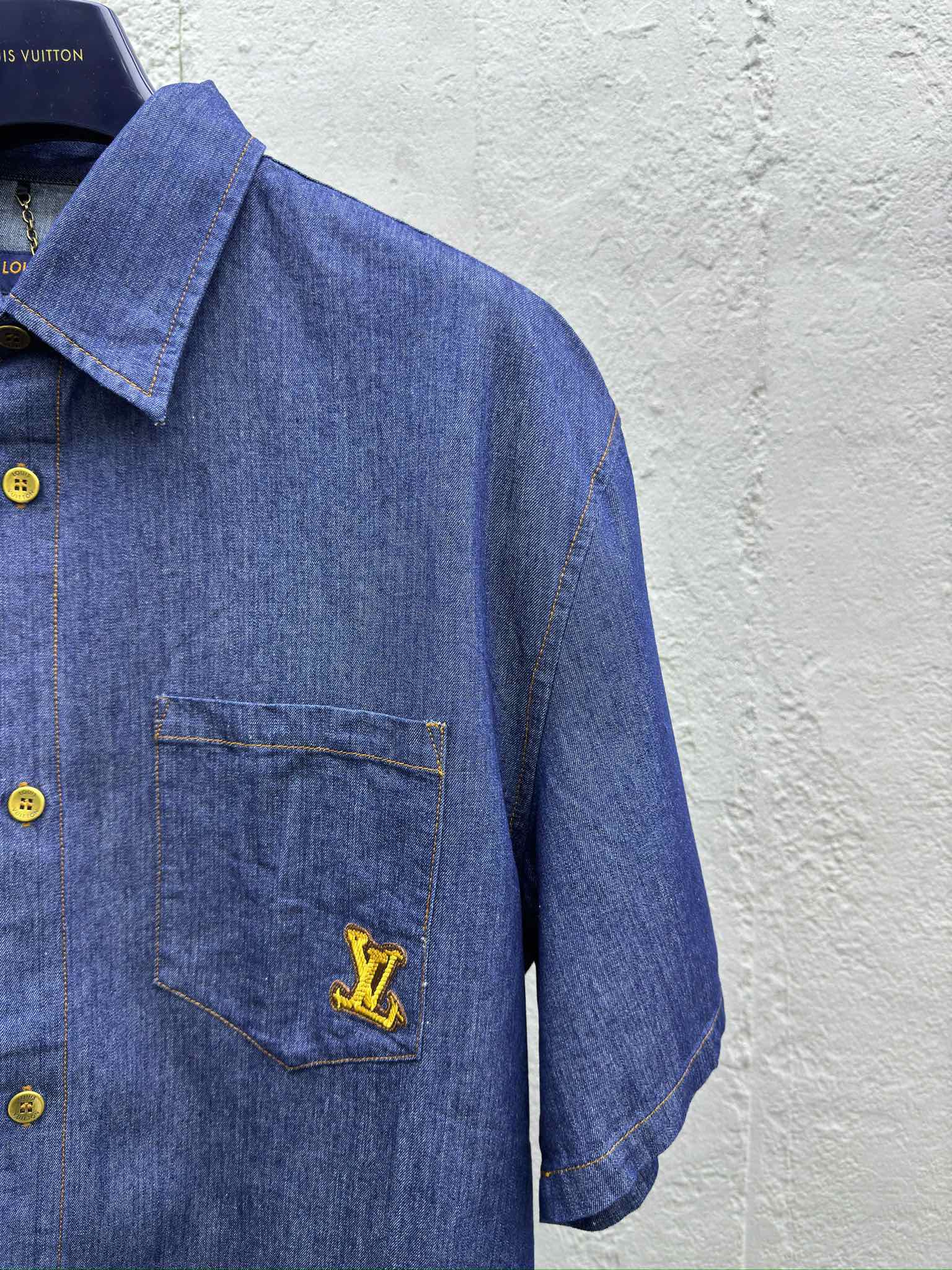LOUIS VUITTON 绳索签名字母刺绣牛仔衬衫 5