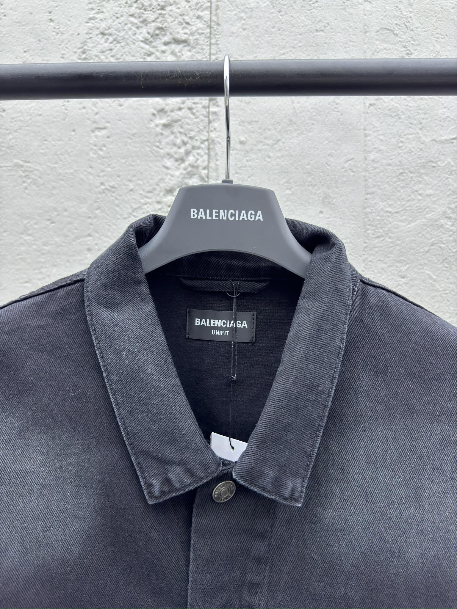 Balenciaga 背后异形图腾牛仔外套 3