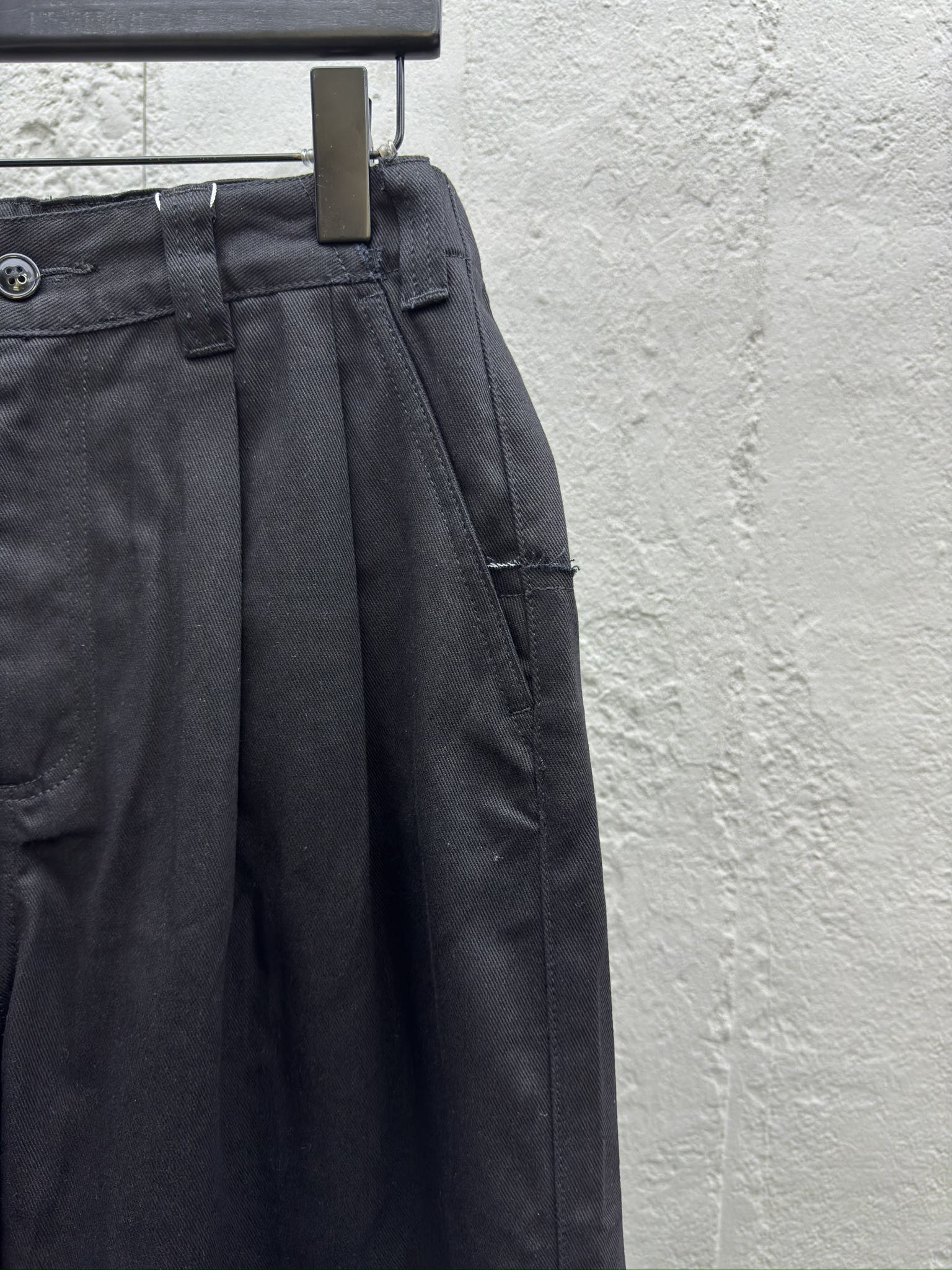 Madison Margiela 立体裁剪拼接阔腿裤 5