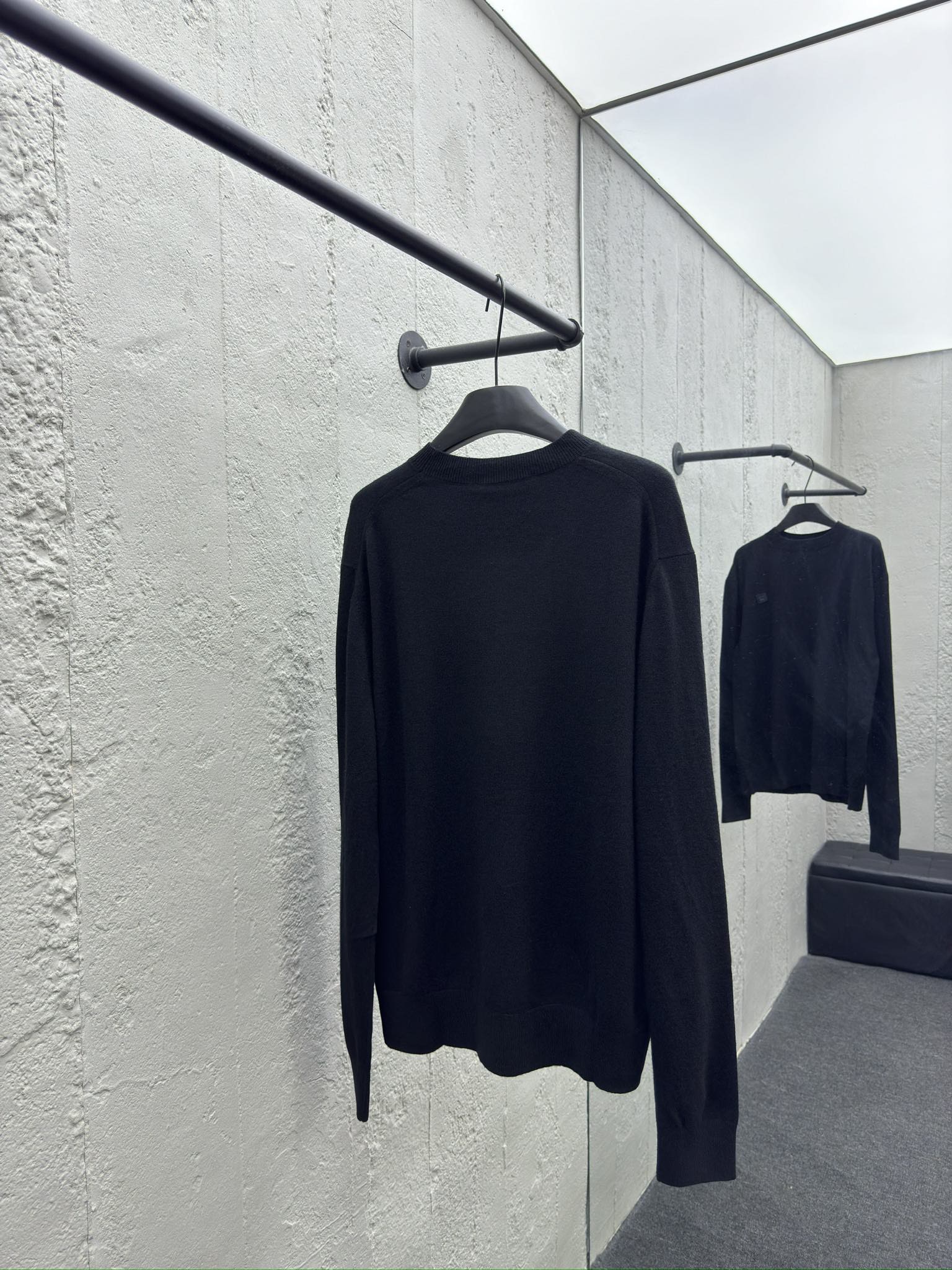 Acne Studios 笑脸小标logo毛衣 2