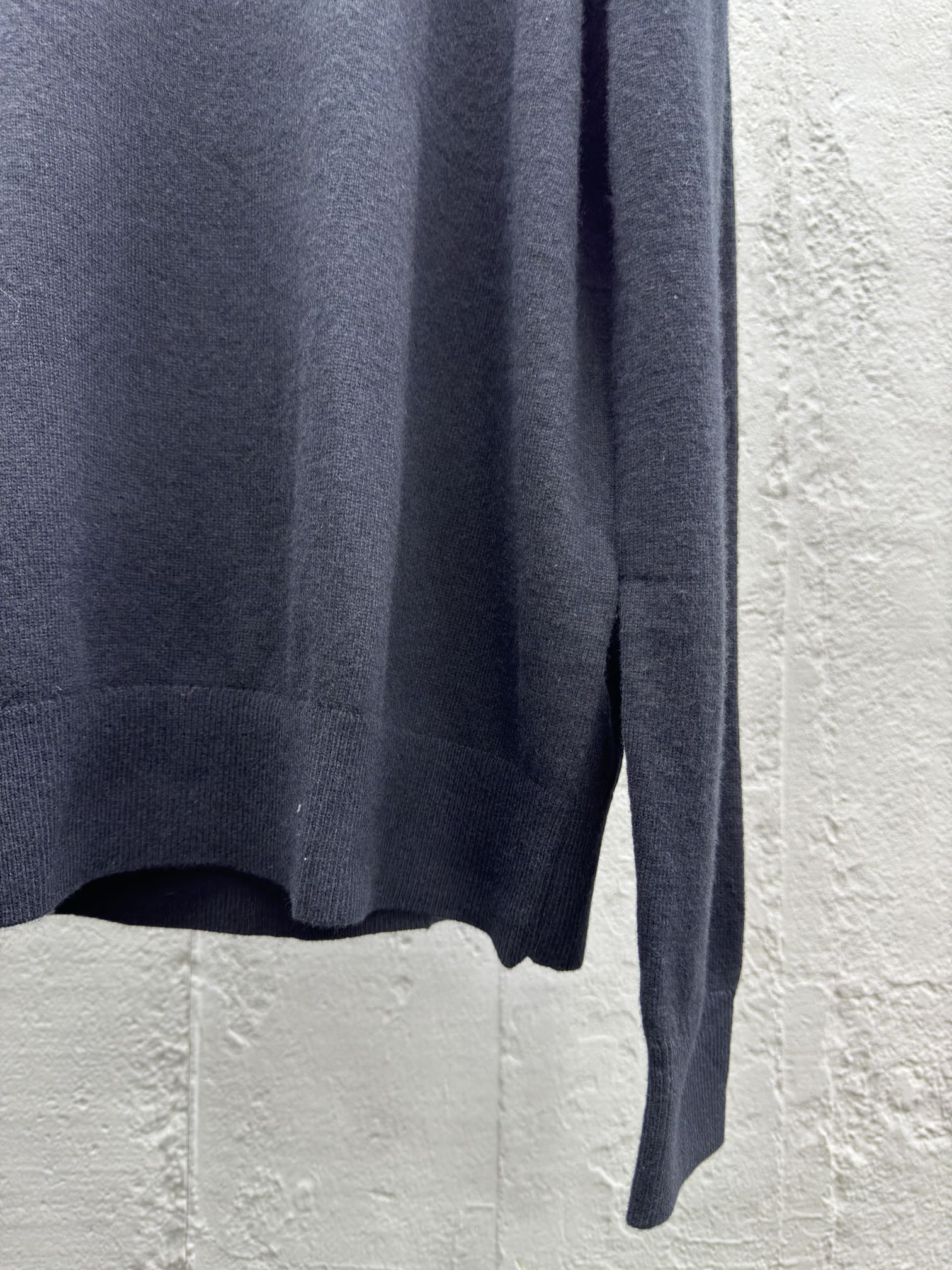 Acne Studios 笑脸小标logo毛衣 7