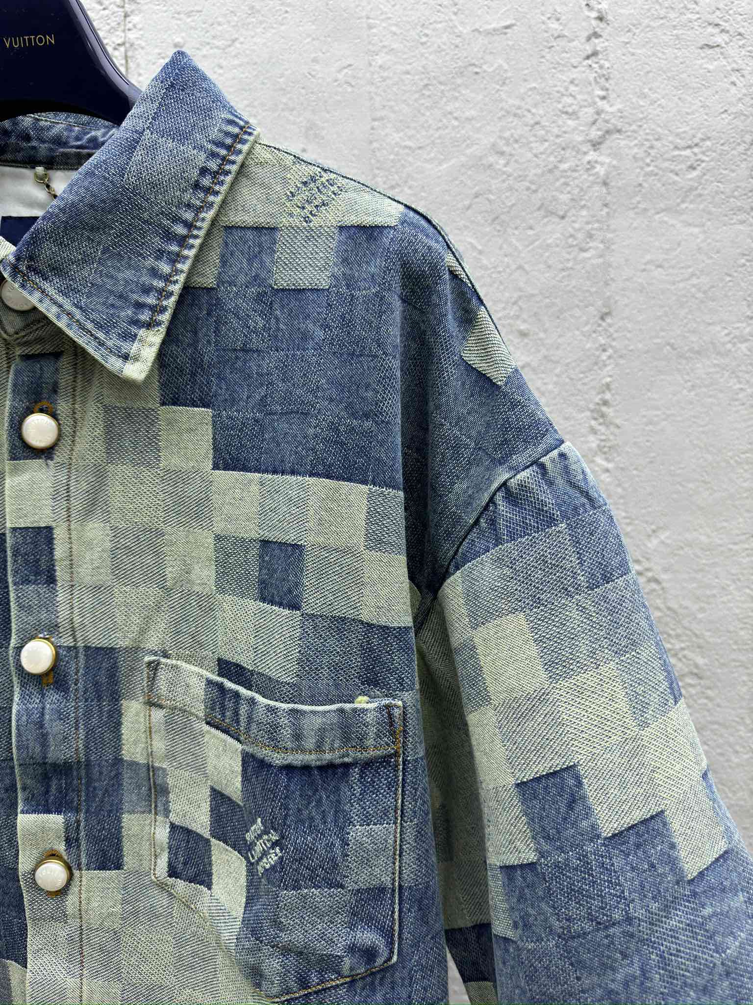 LOUIS VUITTON 马赛克牛仔衬衫 5
