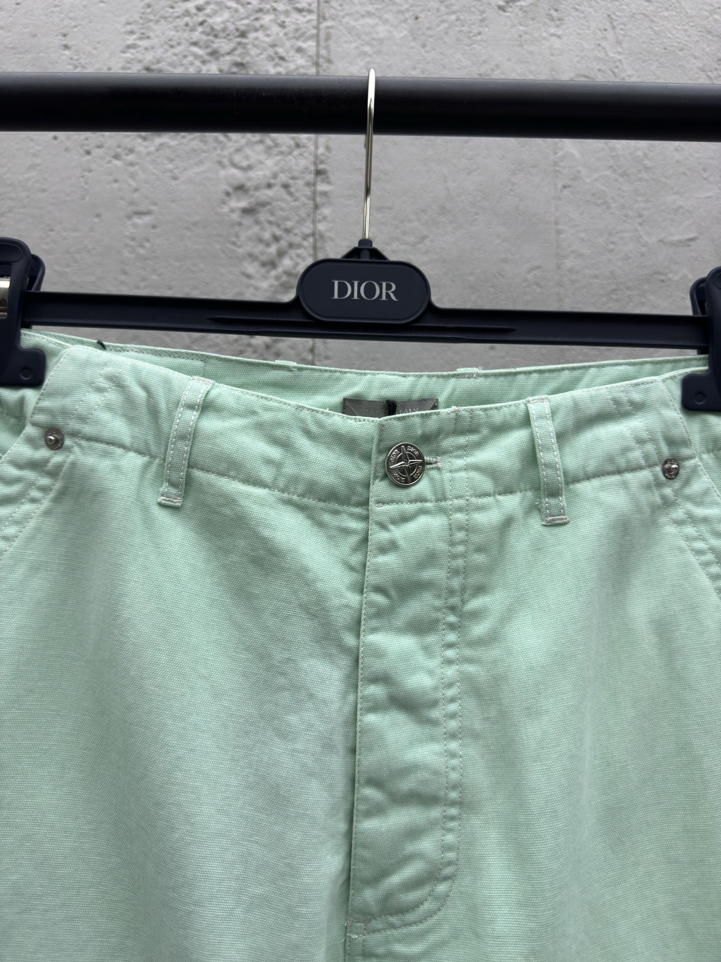 DIOR X石头岛联名短裤 3