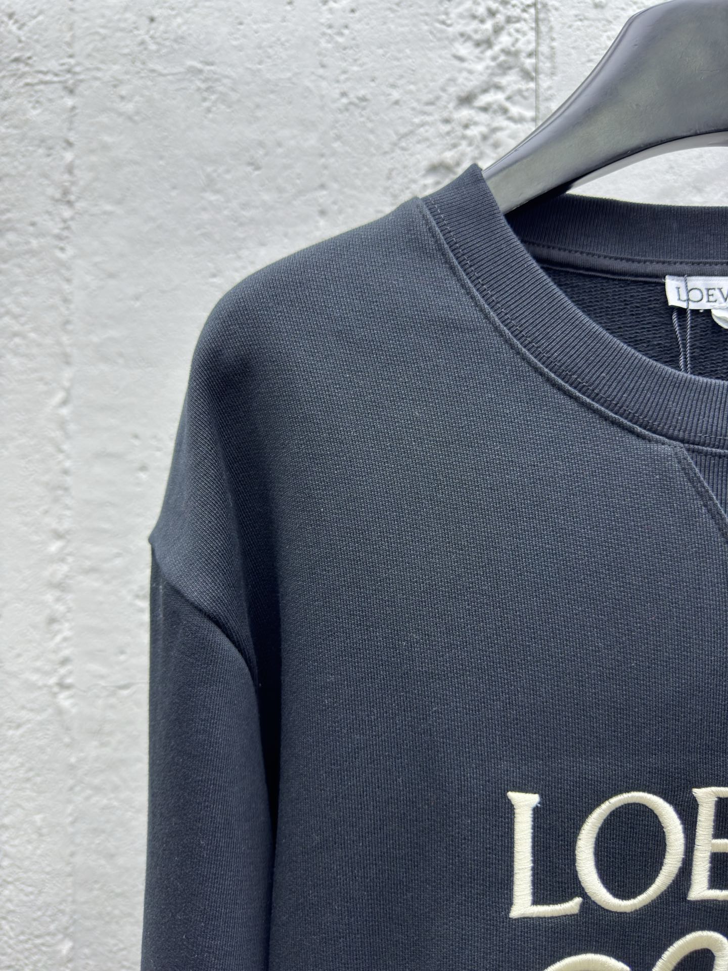 LOEWE Anagram 卫衣 4
