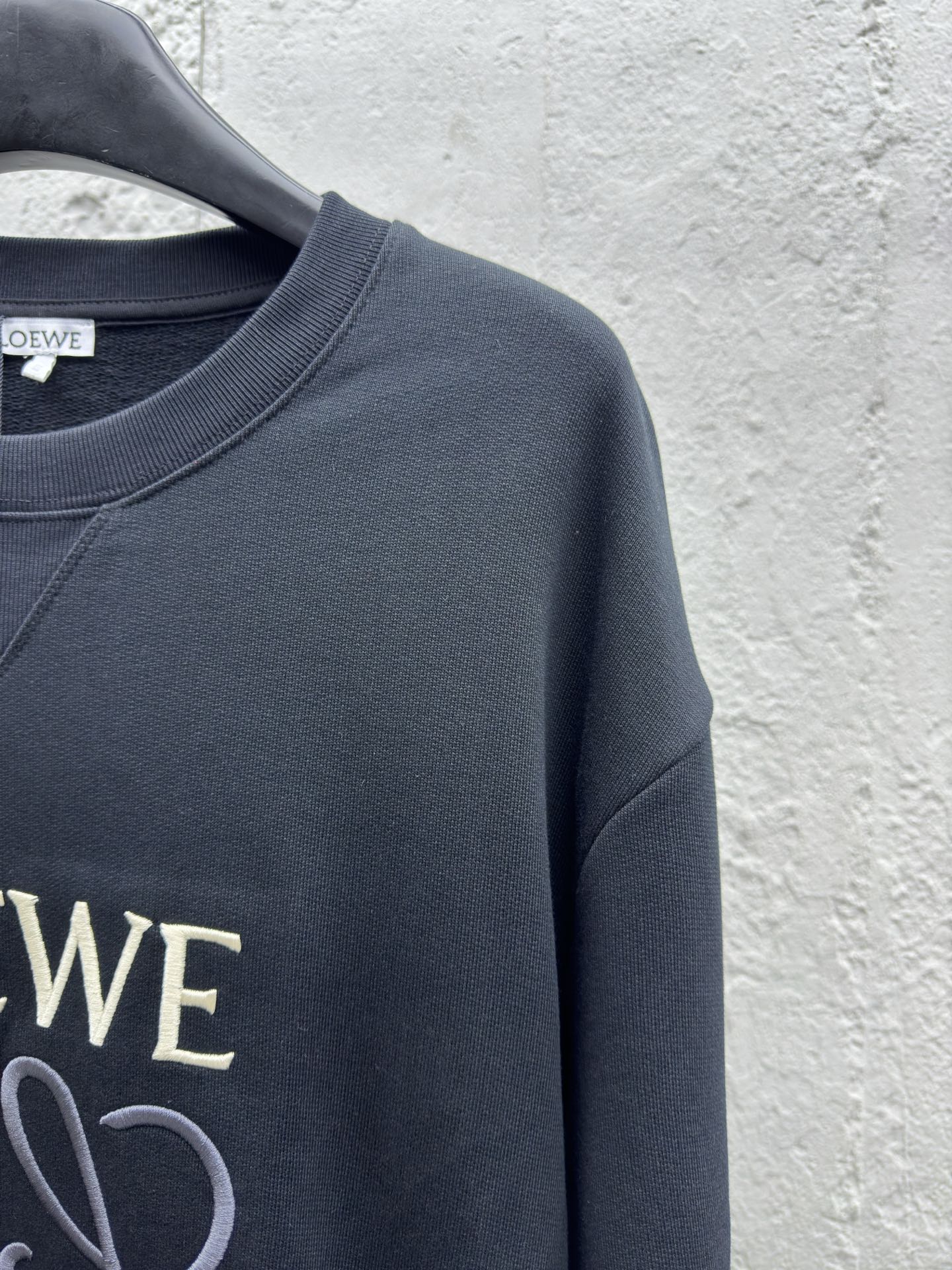 LOEWE Anagram 卫衣 5
