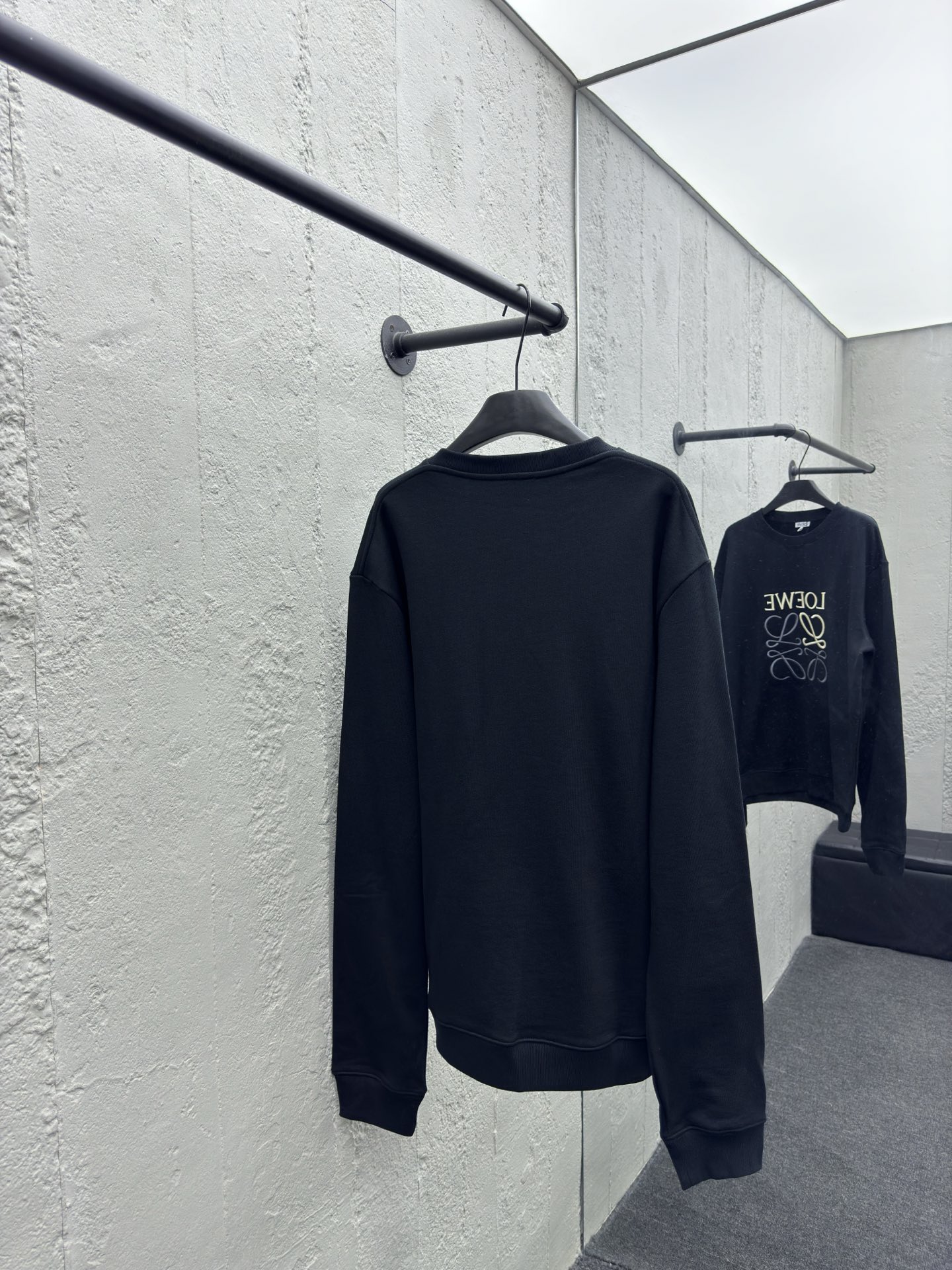 LOEWE Anagram 卫衣 2