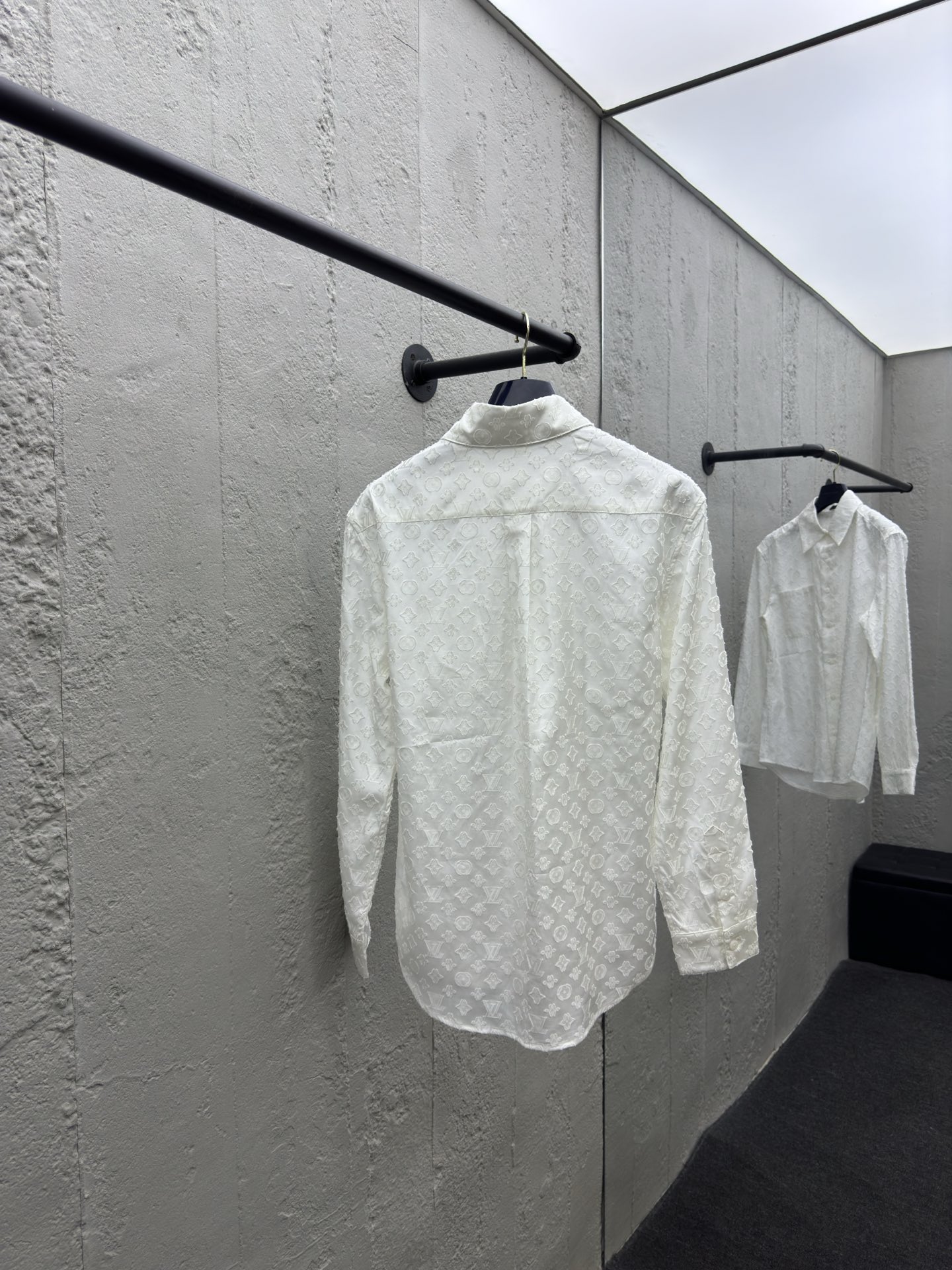 LOUIS VUITTON 提花满印衬衫 2