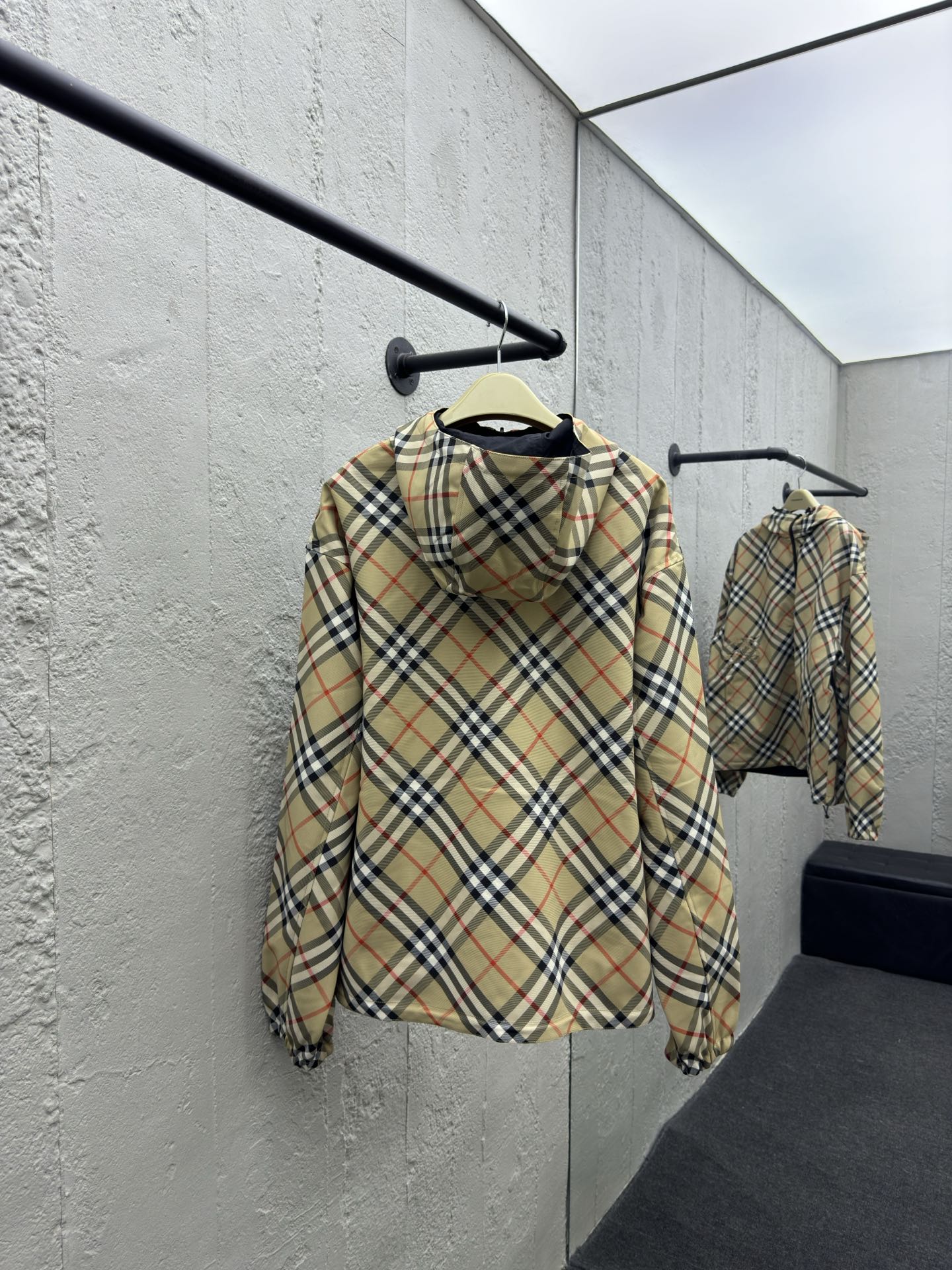 Burberry Haute Couture Haute Couture Ready-to-Wear Clothing Dress Jacket 2