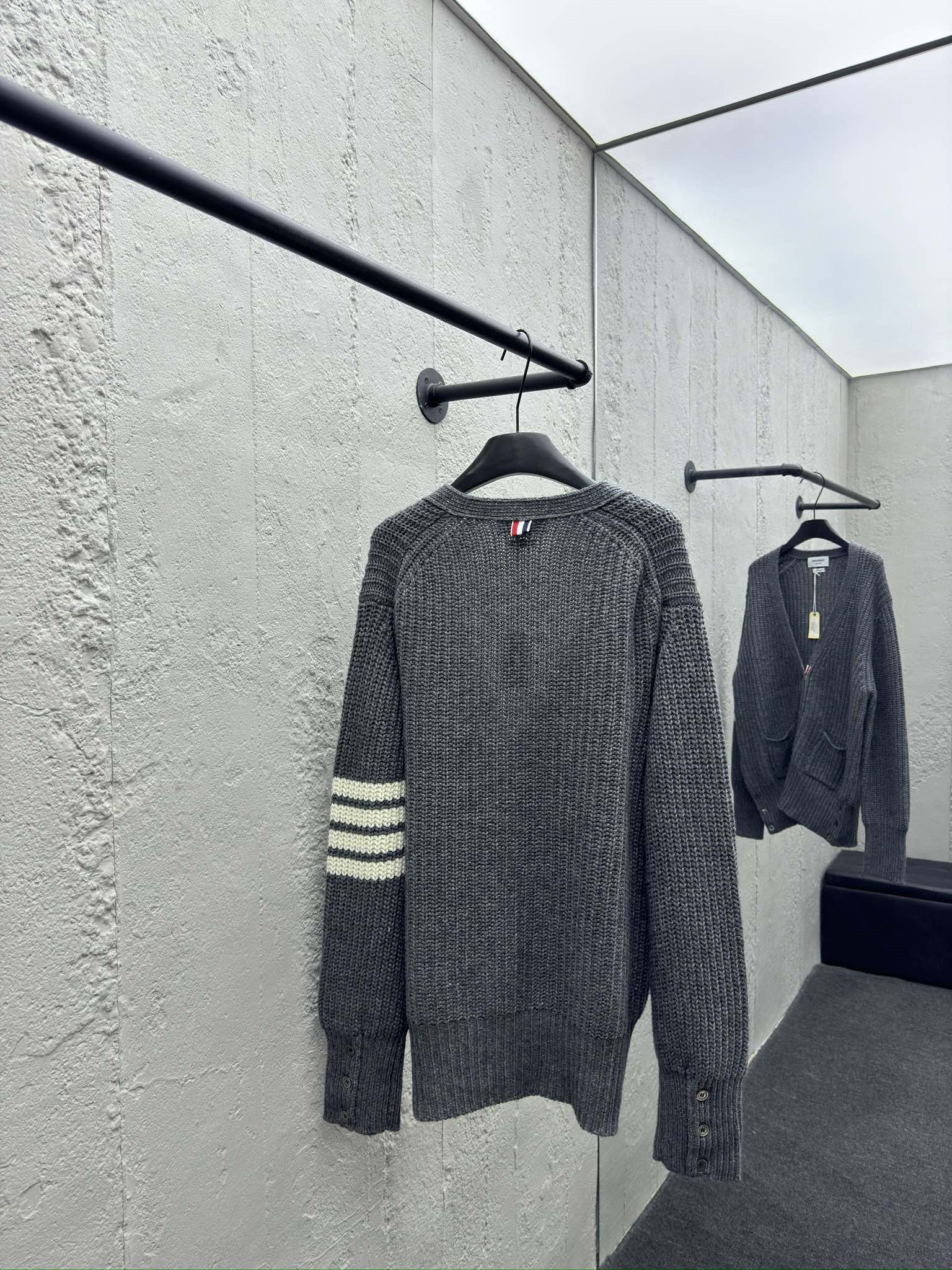 路易威登 Louis Vuitton 高定典藏名品高定成衣时装外套连衣裙衬衫T恤 #2FACBBDB 2