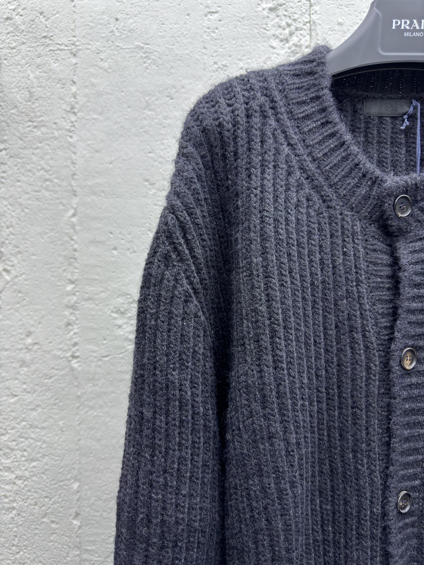 普拉达 Prada 高级成衣风衣外套及大衣服饰 #0581F004 4