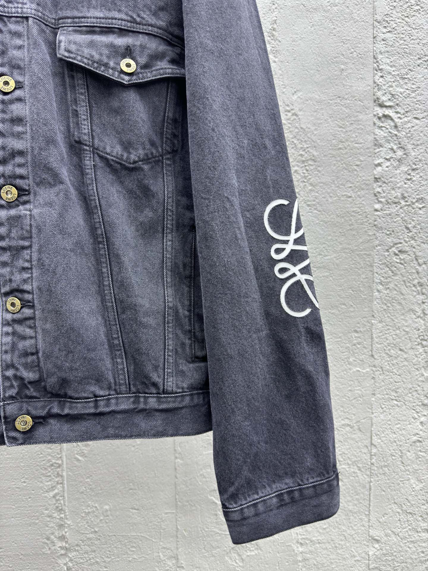 罗意威 Loewe 高级成衣风衣外套及大衣服饰 #C90F7E83 7