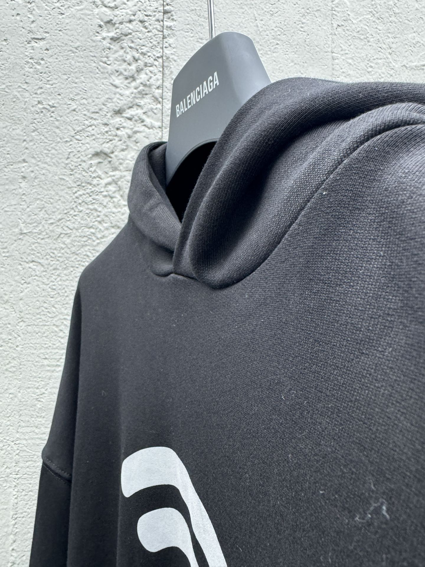 Balenciaga 爱心无线WIFI印花帽衫 8
