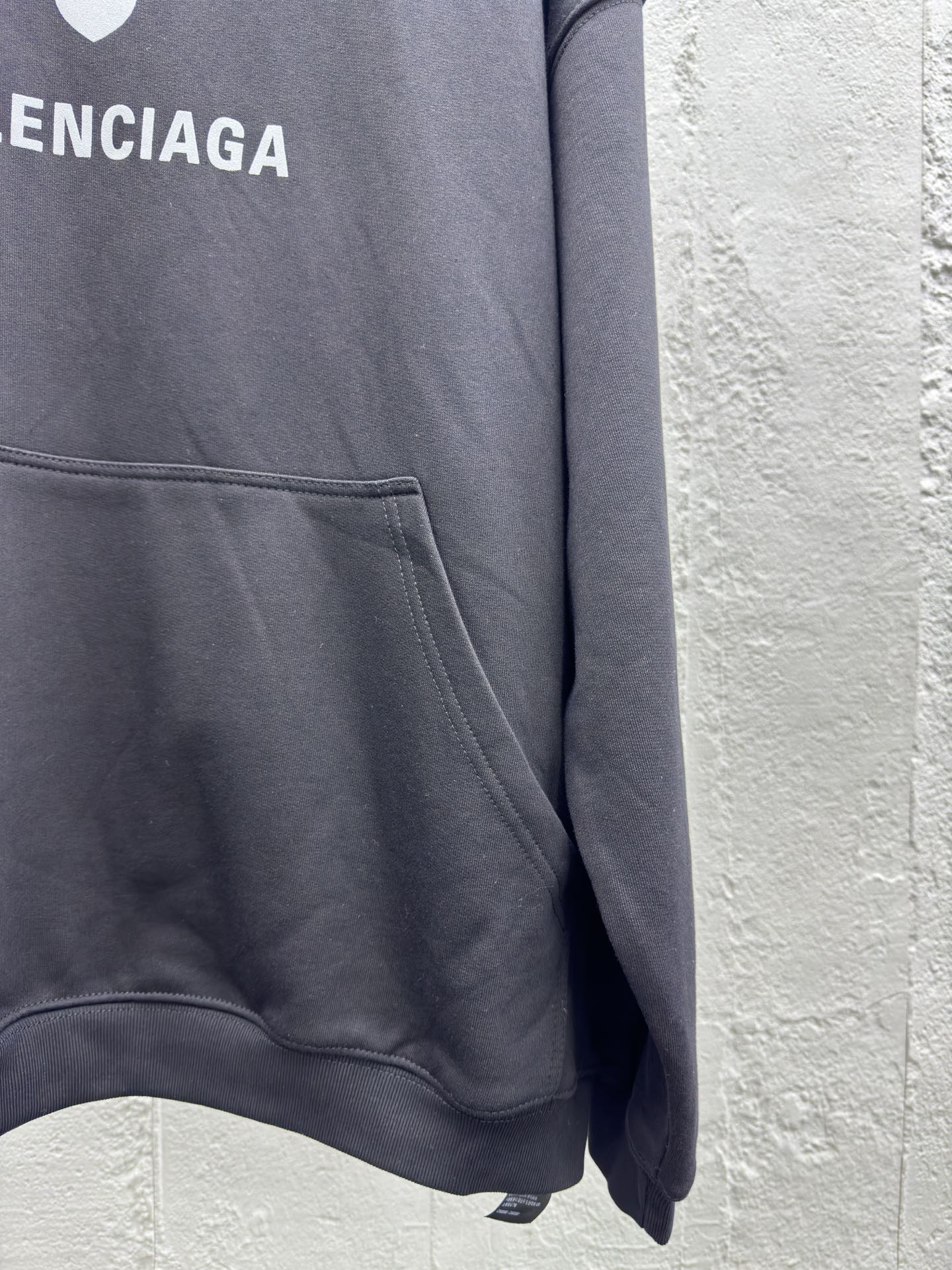 Balenciaga 爱心无线WIFI印花帽衫 7